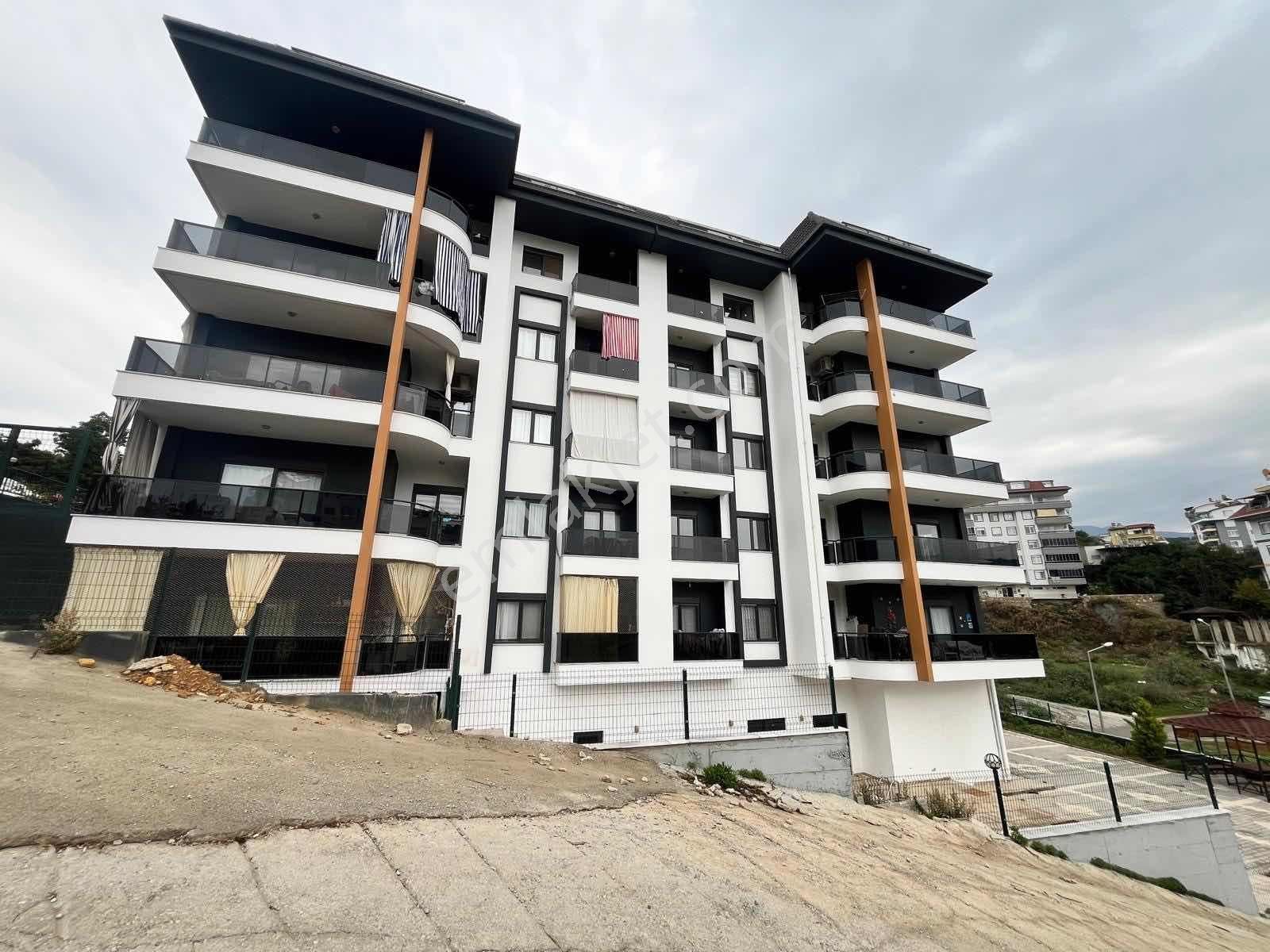 Fmk Real Estateden Çıplaklı'da 4+1 Satılık Dubleks - Görsel 13