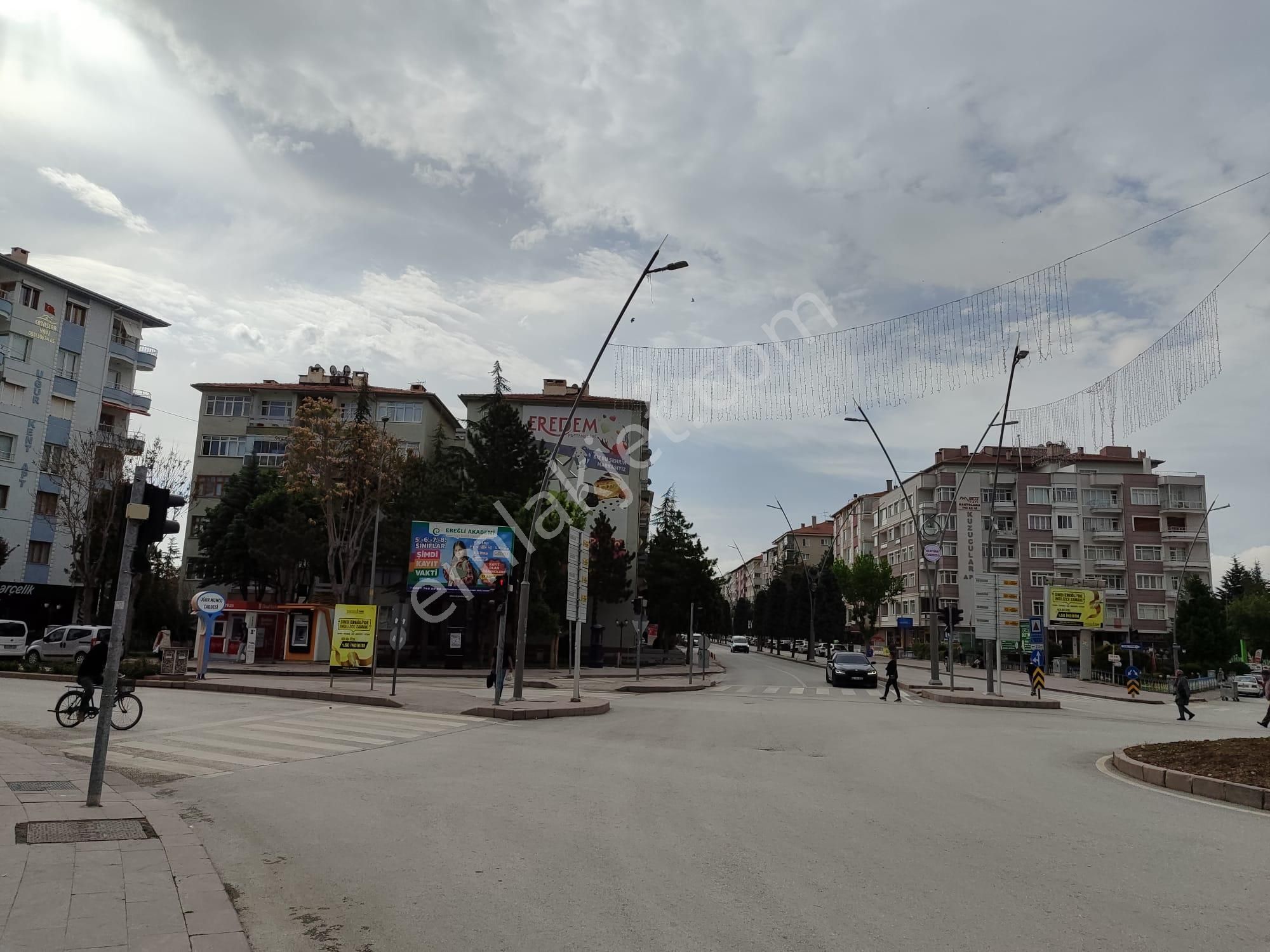 İstasyon Caddesi Güven Evlerde Kat 4 De Güney Cepheli.güzel Manzaralı Bakımlı Dairedir. - Görsel 2