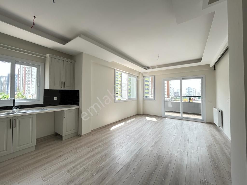 Karınca'dan Akdeniz Mh'de Ebeveyn Banyolu Merkezi Konumda 4+1 Satılık! - Görsel 3