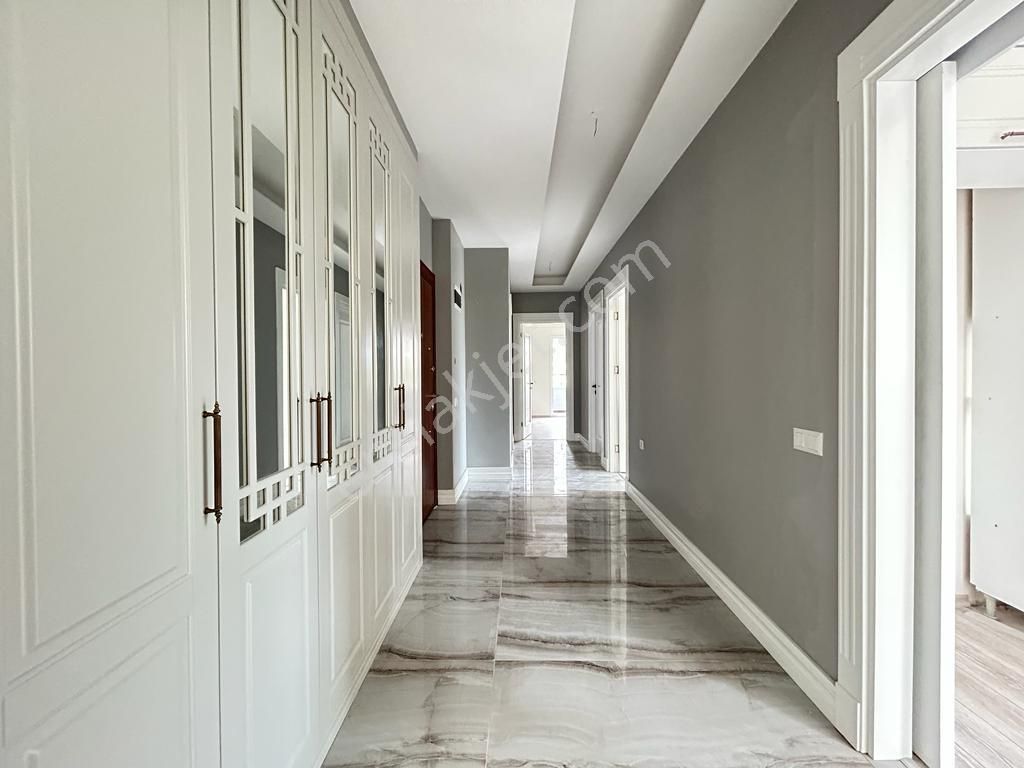 Karınca'dan Akdeniz Mh'de Ebeveyn Banyolu Merkezi Konumda 4+1 Satılık! - Görsel 5