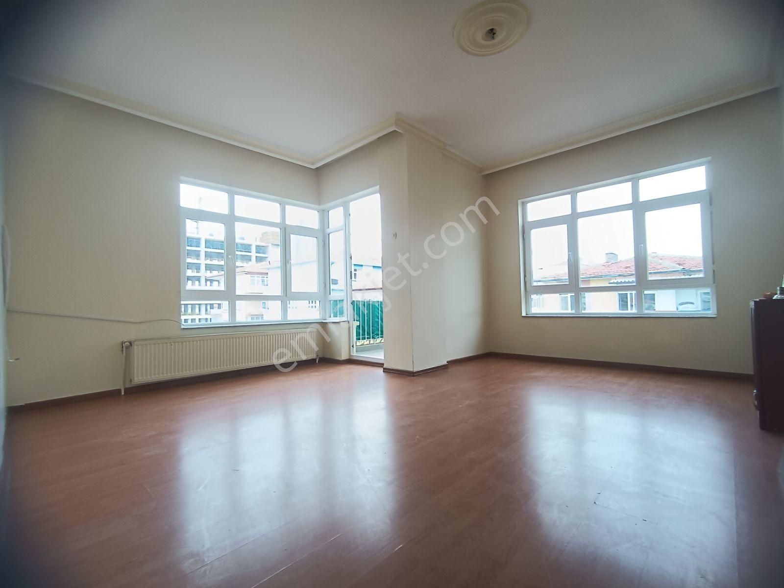 Merkezi Lokasyonda Temiz Önü Açık Taşinmaya Hazır 3+1