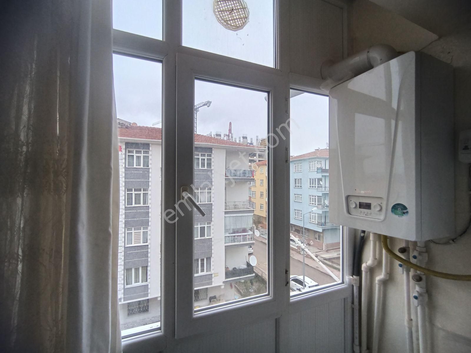 Merkezi Lokasyonda Temiz Önü Açık Taşinmaya Hazır 3+1 - Görsel 17