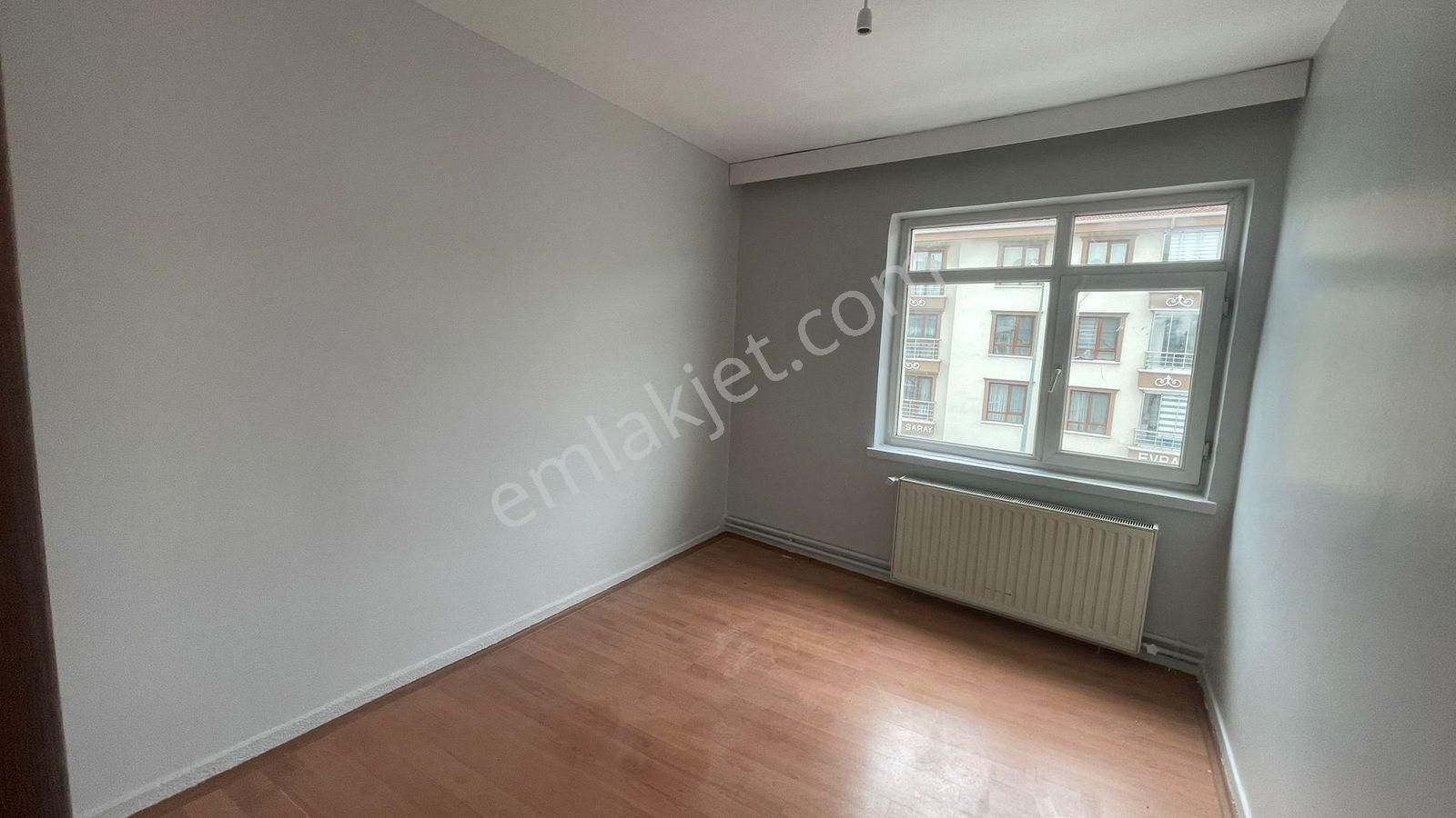 Aydınlıkevler Bahçivan Sokakta Güneş Alan 3+1 Kiralık Daire - Görsel 20