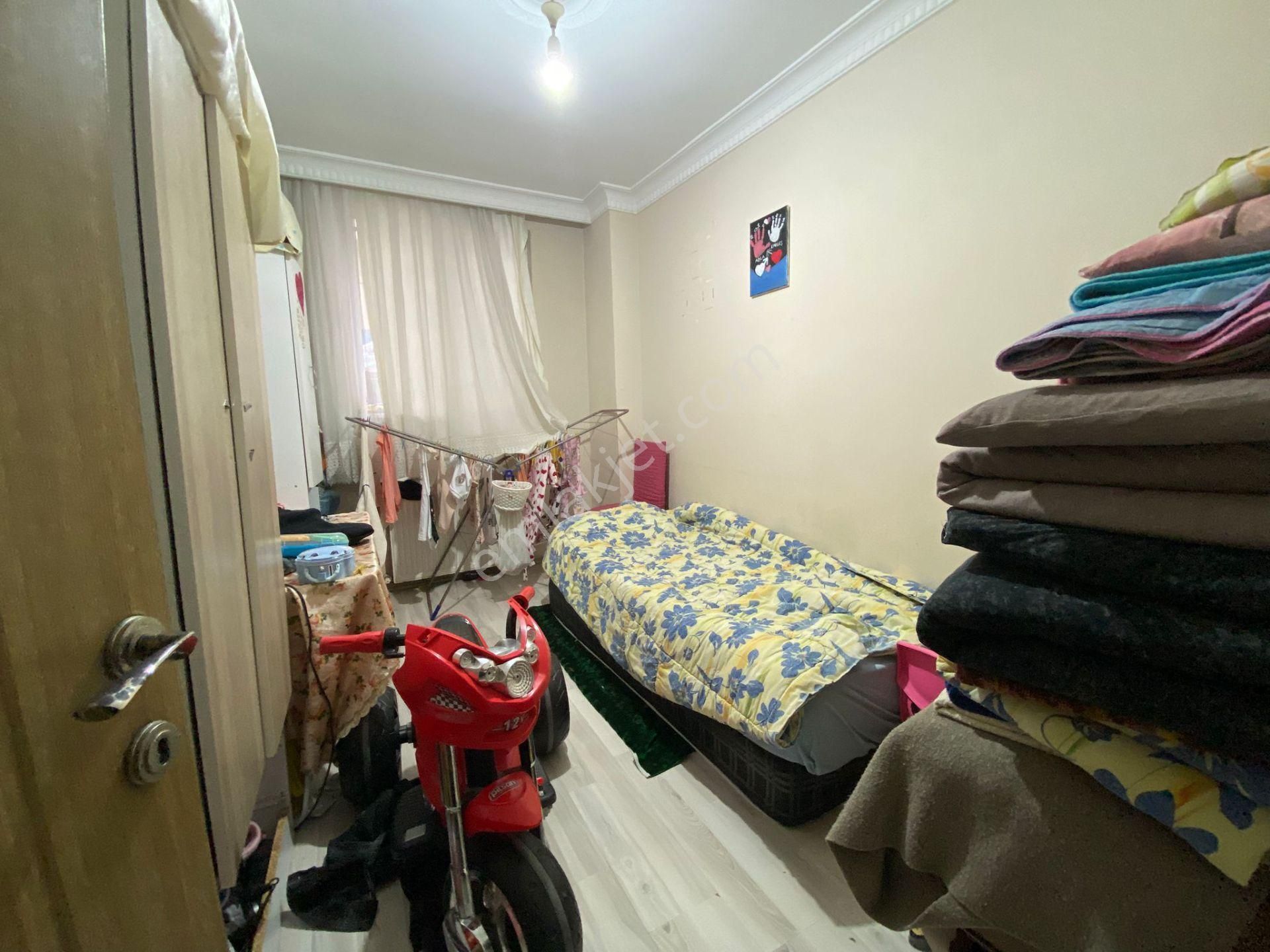 Tutar Emlak'tan Metro-metrobüs Yakını İskanlı 2+1 Bahçe Katı - Görsel 14