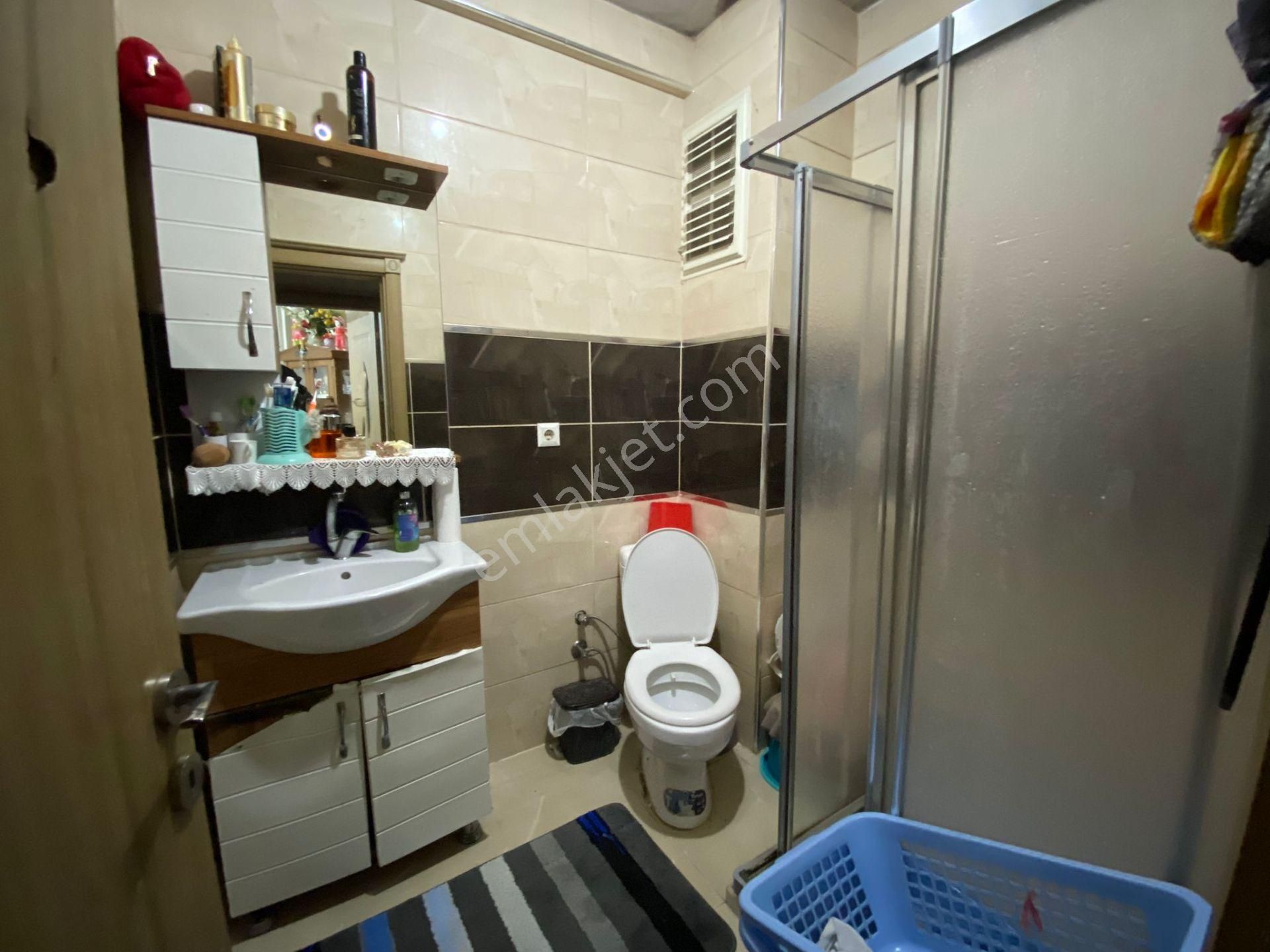 Tutar Emlak'tan Metro-metrobüs Yakını İskanlı 2+1 Bahçe Katı - Görsel 20