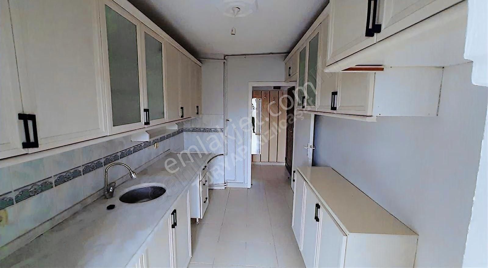For Rent ,sehıt Osman Avcı Metro Cıkısı Kiralik 2+1 Daıre - Görsel 3