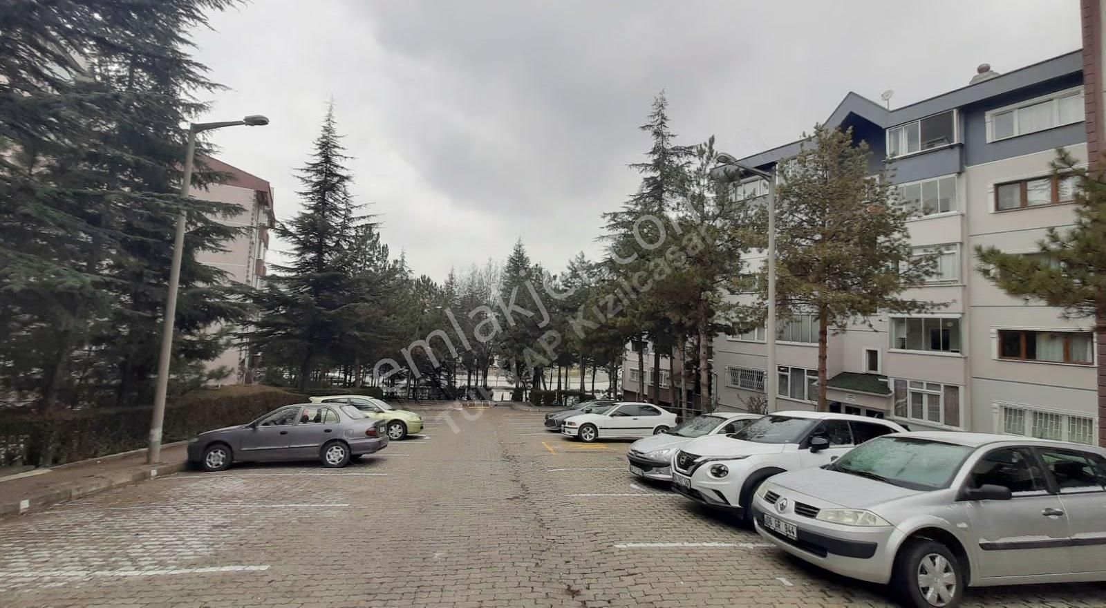 For Rent ,sehıt Osman Avcı Metro Cıkısı Kiralik 2+1 Daıre - Görsel 11