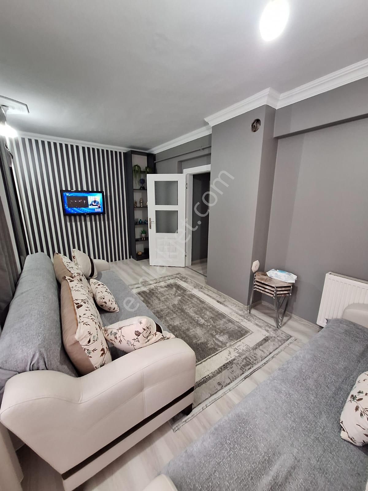 Yalova Esenköyde Satılık 2+1 90m2 Denize 100m Asansör Orta Kat Lüx Deire - Görsel 3