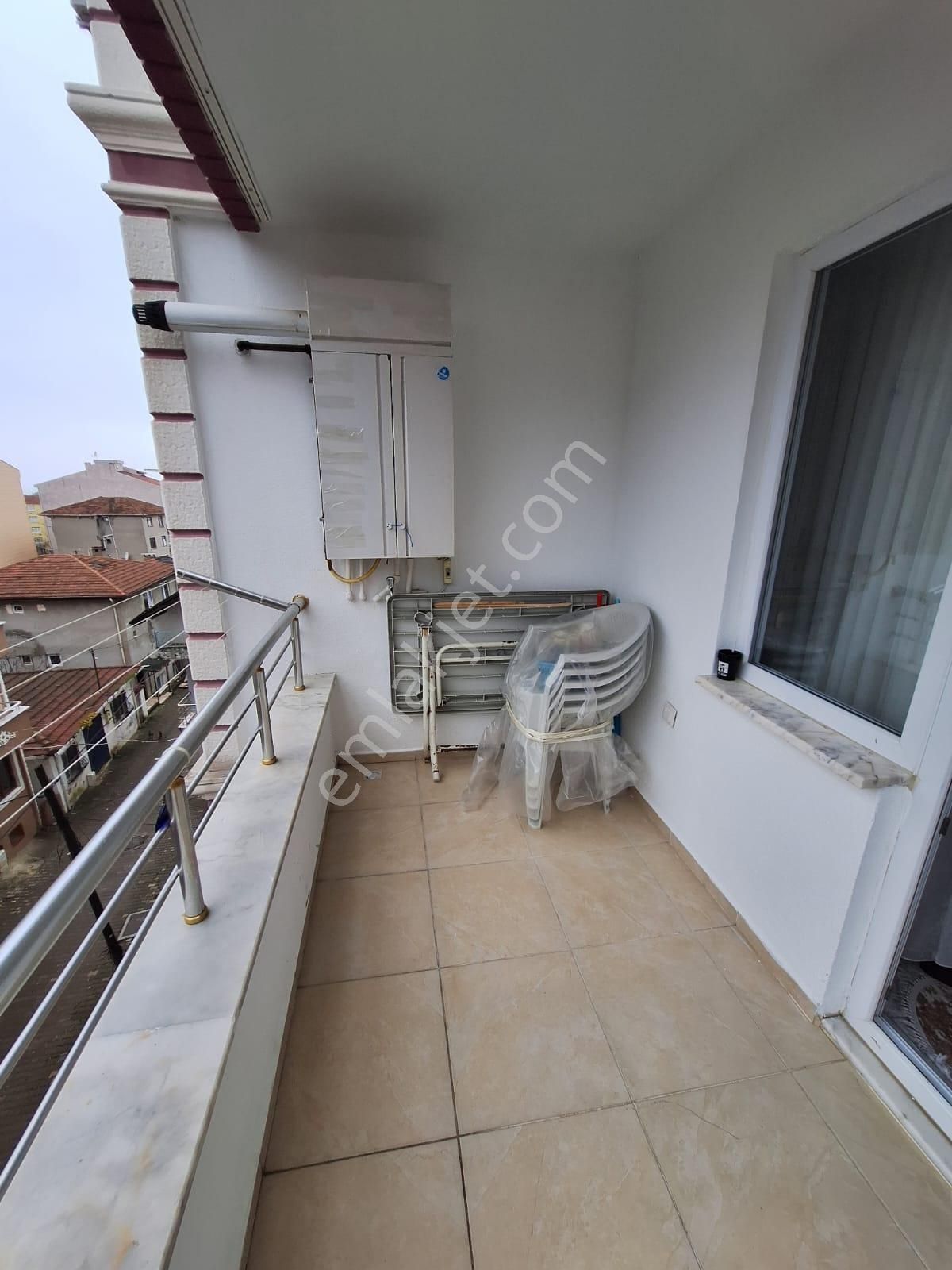 Yalova Esenköyde Satılık 2+1 90m2 Denize 100m Asansör Orta Kat Lüx Deire - Görsel 9