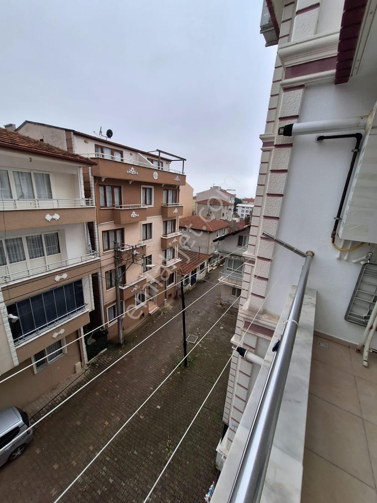 Yalova Esenköyde Satılık 2+1 90m2 Denize 100m Asansör Orta Kat Lüx Deire - Görsel 20