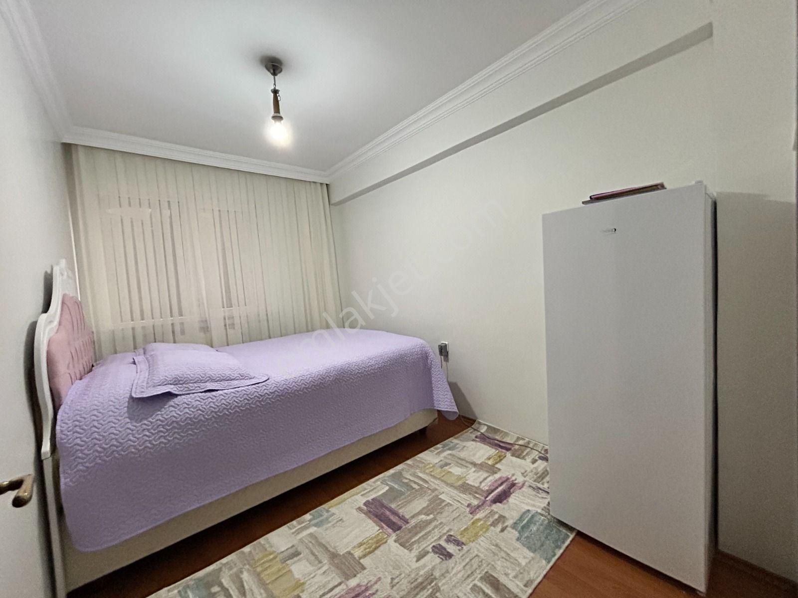 Kanaat'ten Dikmen Cadde Yakını Kat Konumunda Yapılı Geniş 3+1 - Görsel 12