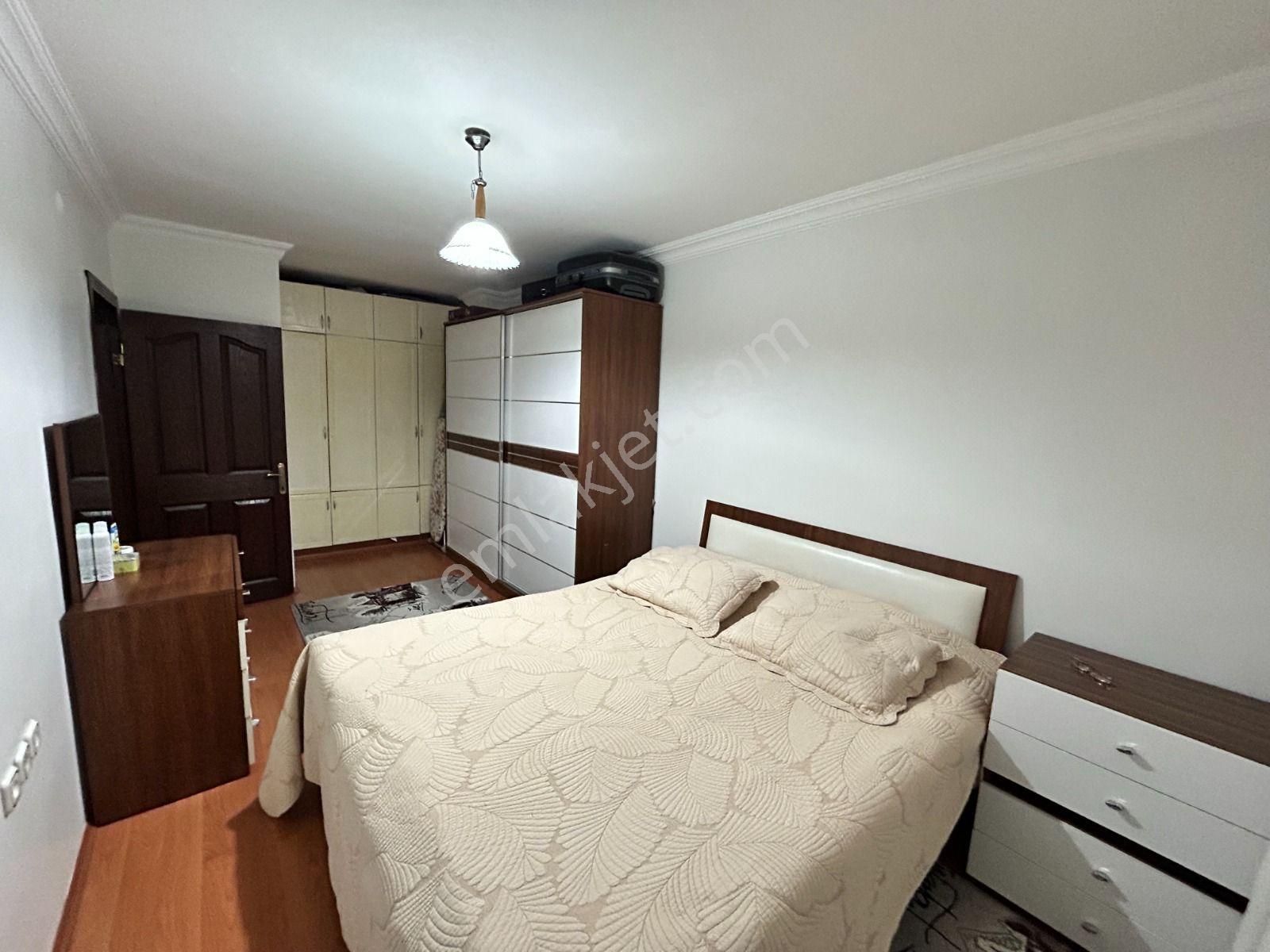 Kanaat'ten Dikmen Cadde Yakını Kat Konumunda Yapılı Geniş 3+1 - Görsel 18