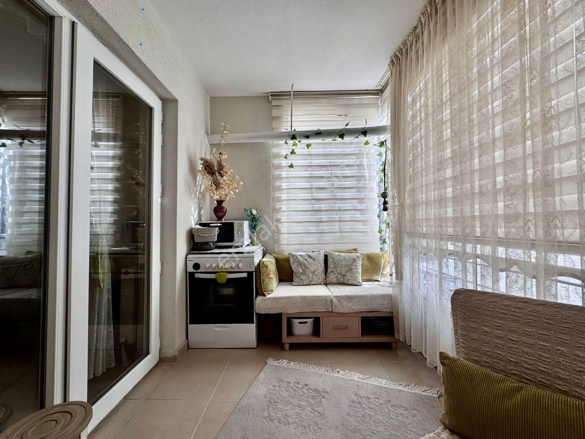 Nasip'ten Kaçırılmayacak Çift Banyolu Teras Balkonlu 3+1 - Görsel 13