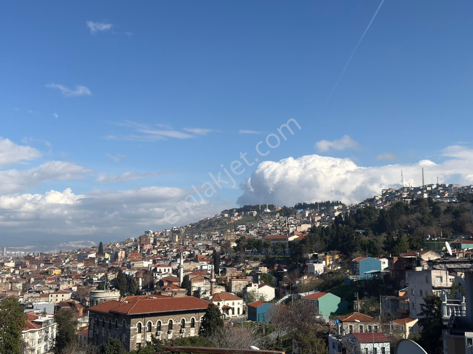 Konak'da Panoramik Körfez Manzaralı Teraslı 4+1 Daire - Görsel 12