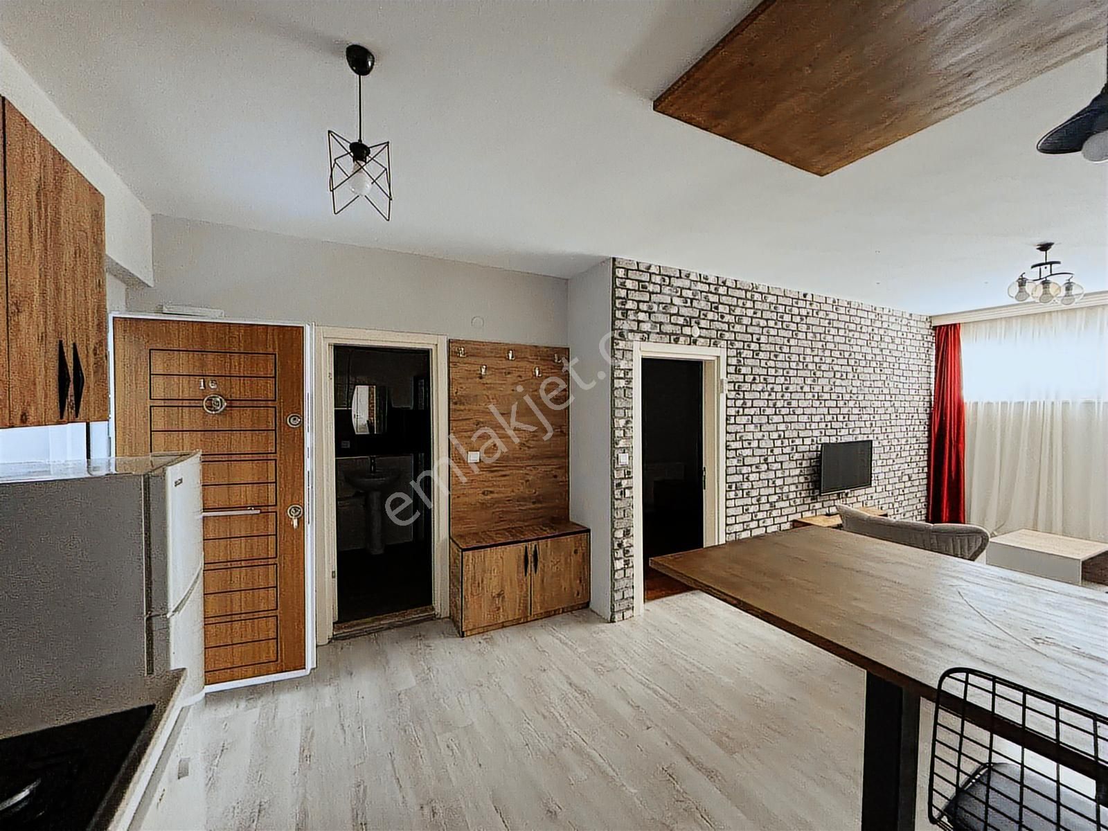 Görüklede Abonelikleri Açık Full Eşyalı 1+1 Geniş Kiralık Daire - Görsel 6