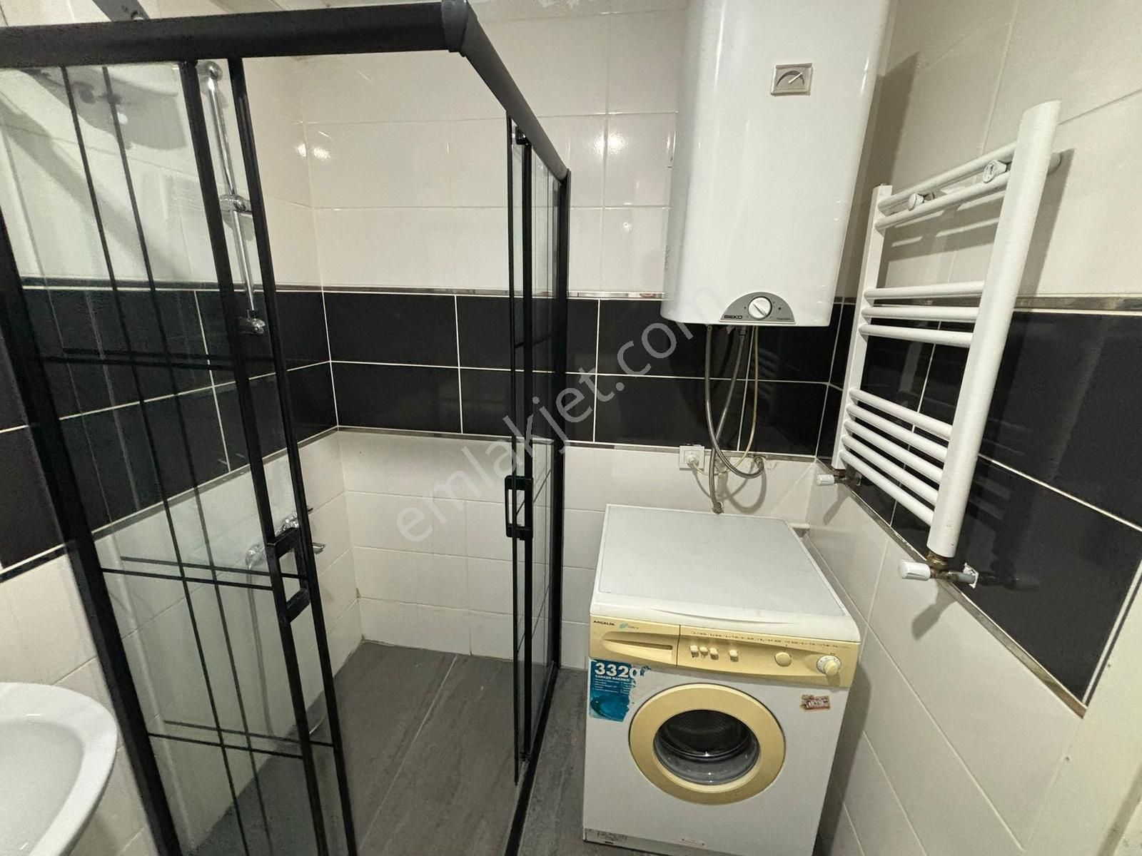 Görüklede Abonelikleri Açık Full Eşyalı 1+1 Geniş Kiralık Daire - Görsel 2