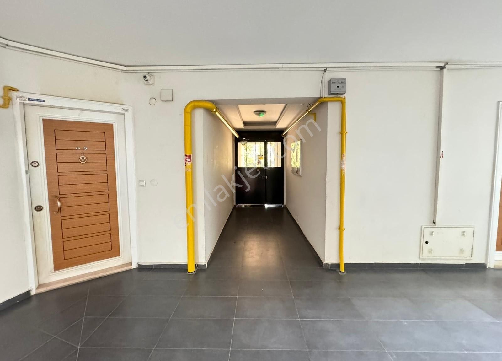 Görüklede Abonelikleri Açık Full Eşyalı 1+1 Geniş Kiralık Daire - Görsel 18