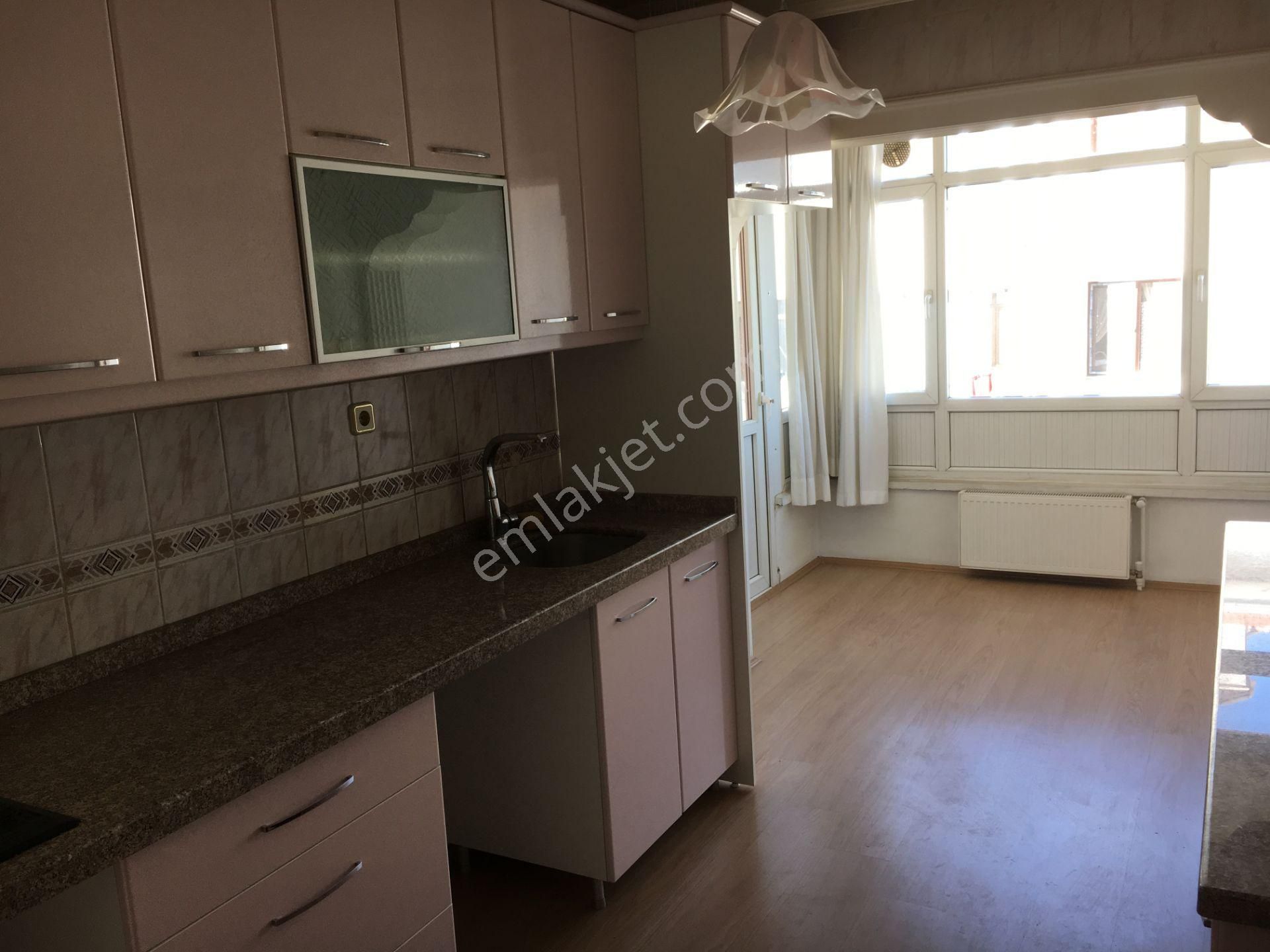 Sahibinden Kahire Cad Üzeri Katta 3+1 120 Mt Daire - Görsel 3