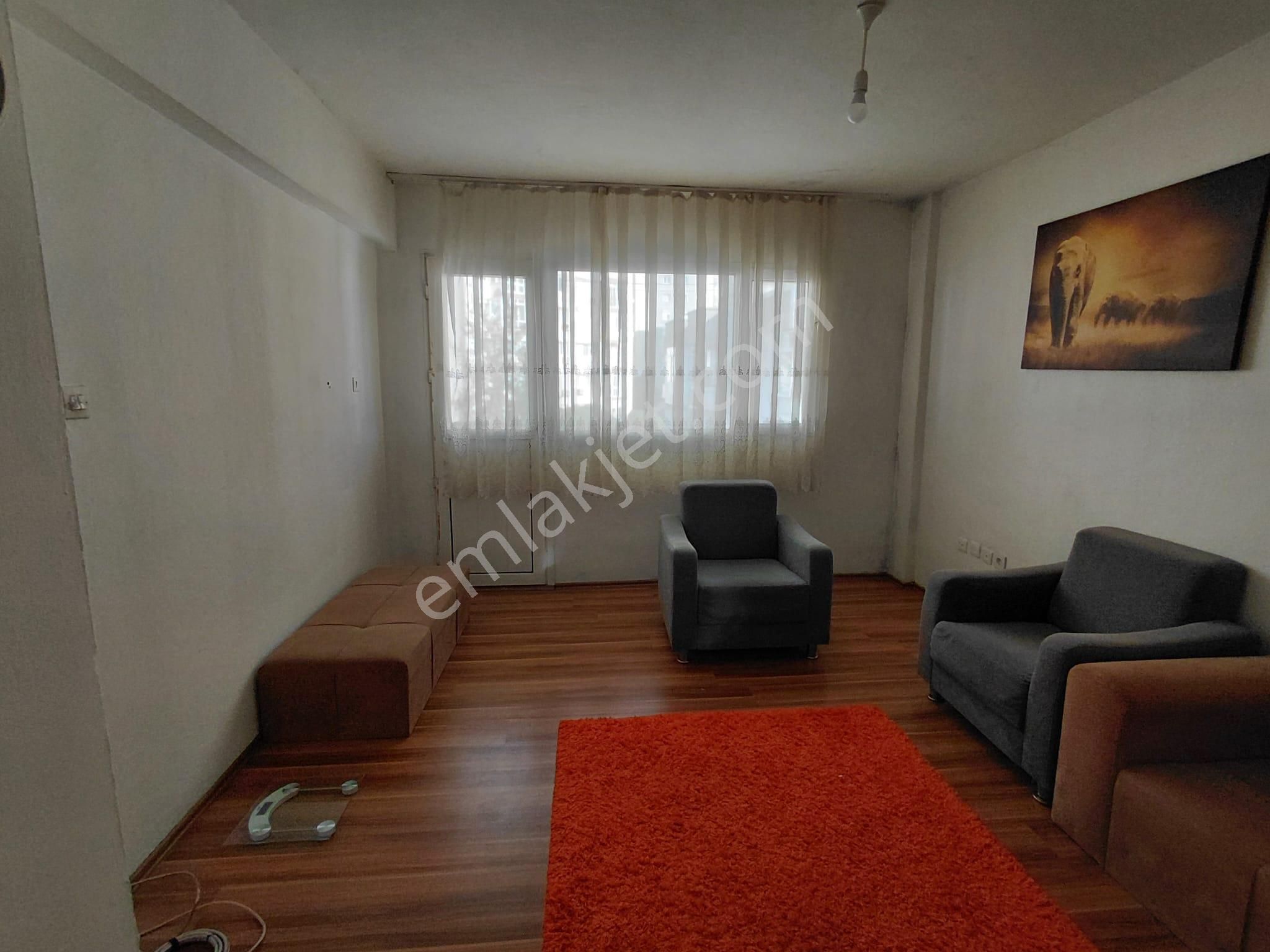 Bornova Evka 4 1+1 Eşyasız Kiralık Daire - Görsel 2