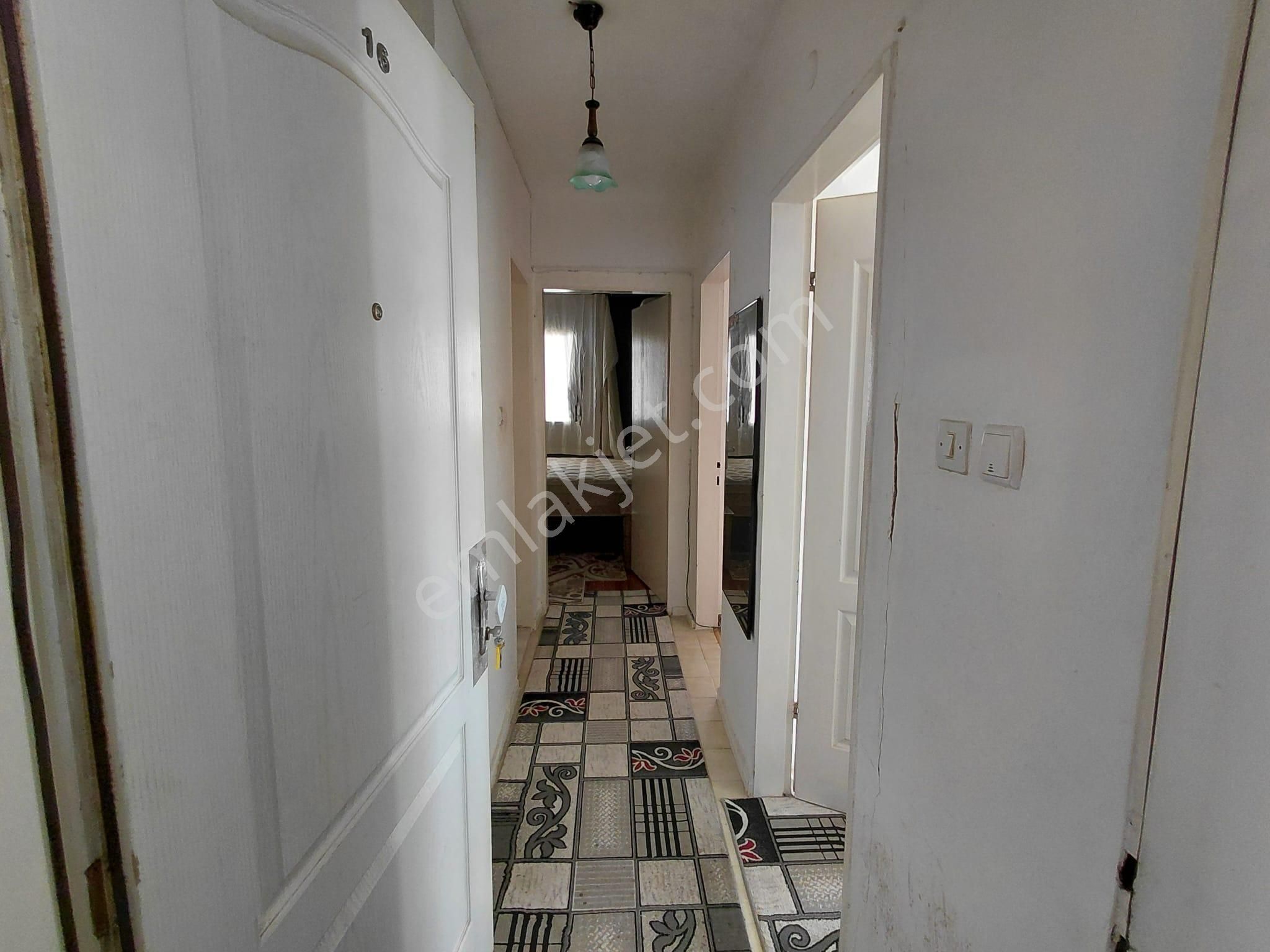 Bornova Evka 4 1+1 Eşyasız Kiralık Daire - Görsel 17