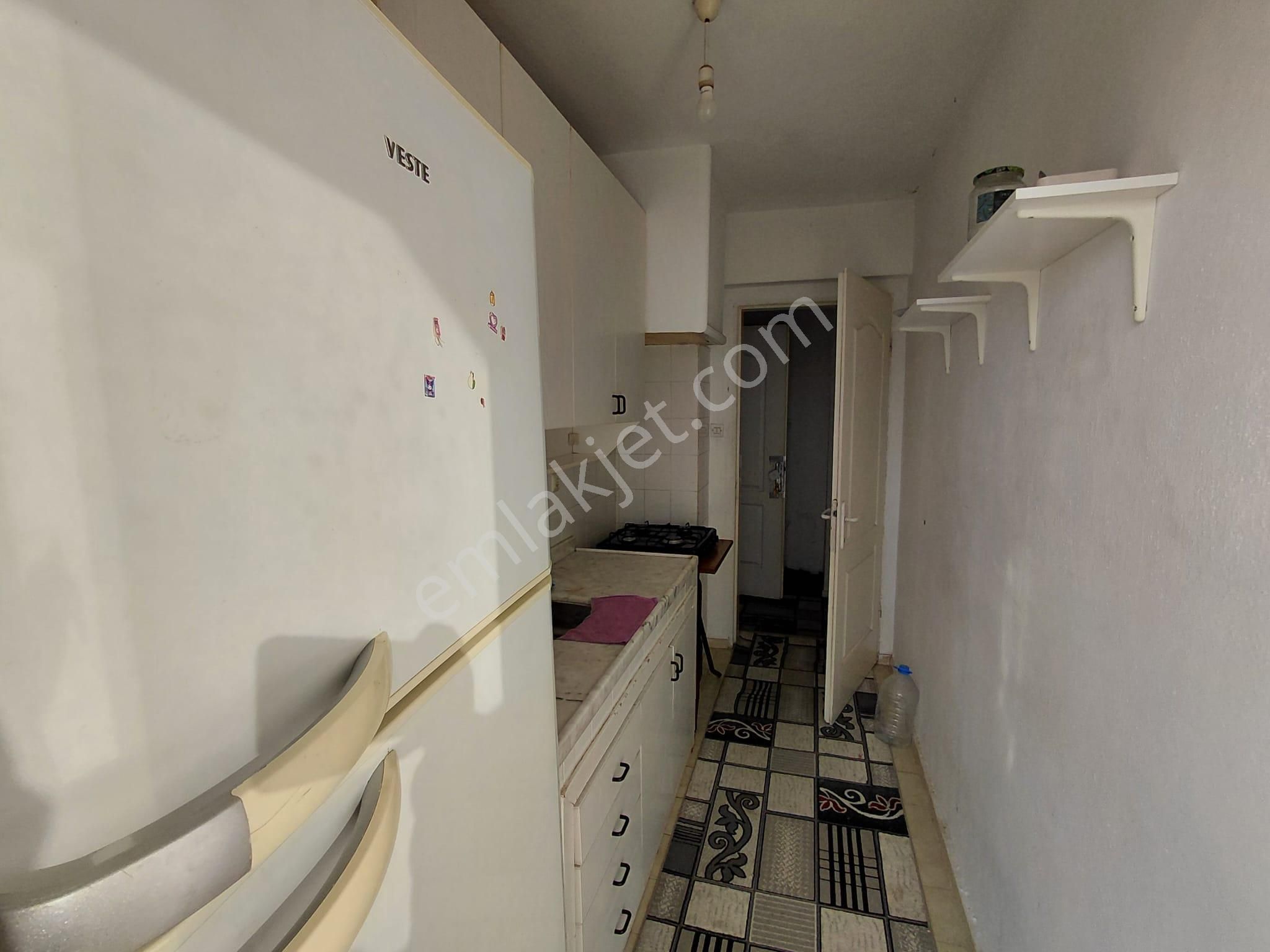 Bornova Evka 4 1+1 Eşyasız Kiralık Daire - Görsel 5