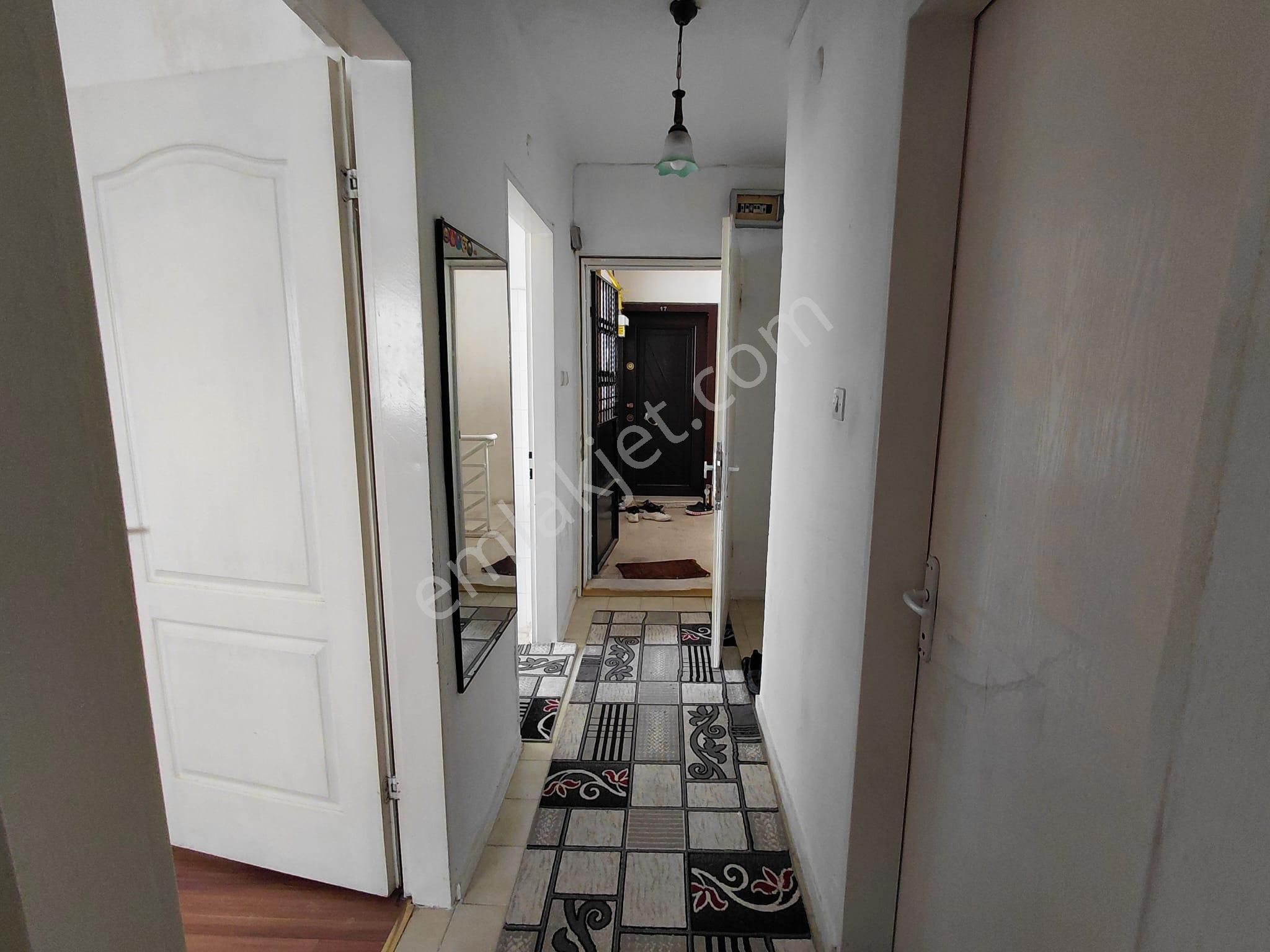 Bornova Evka 4 1+1 Eşyasız Kiralık Daire - Görsel 10