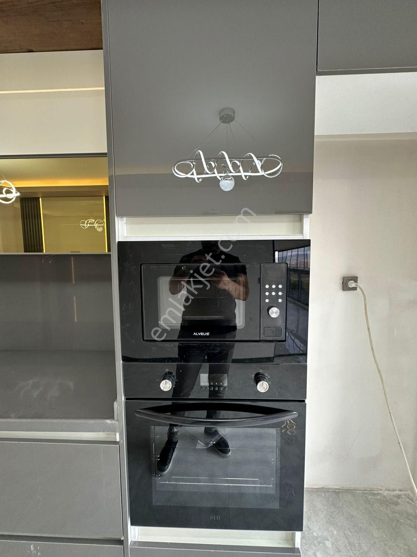 Pursaklar Mehmet Zengin Emlak'tan Protokol Yolu Yakını Çift Banyolu 4+1 14.kat Ultra Lüks Sitede - Görsel 5