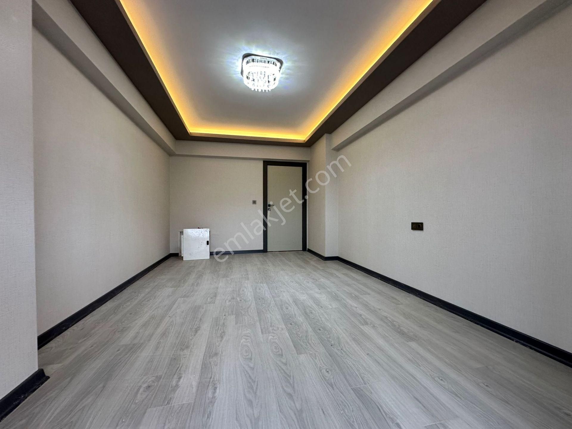 Pursaklar Mehmet Zengin Emlak'tan Protokol Yolu Yakını Çift Banyolu 4+1 14.kat Ultra Lüks Sitede - Görsel 18