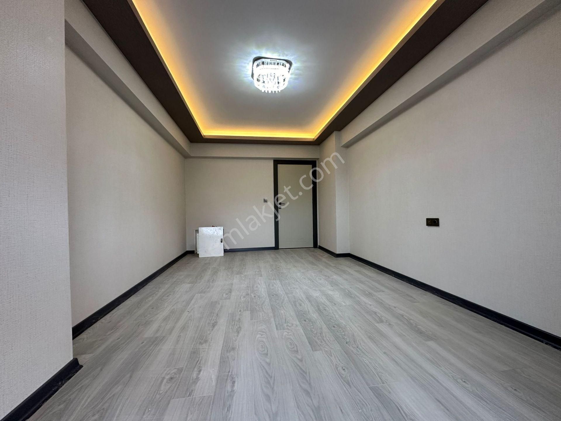 Pursaklar Mehmet Zengin Emlak'tan Protokol Yolu Yakını Çift Banyolu 4+1 14.kat Ultra Lüks Sitede - Görsel 17