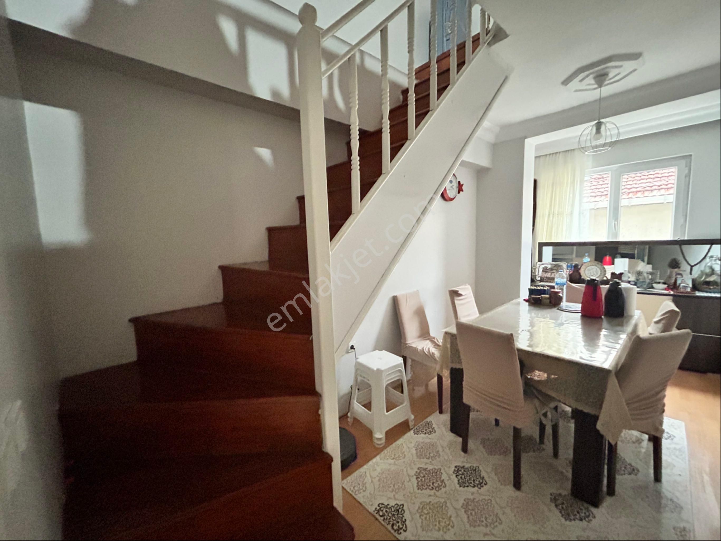 Bahçelievler’de Merkezi Konumda Geniş 4+2 Dubleks Daire - Görsel 23