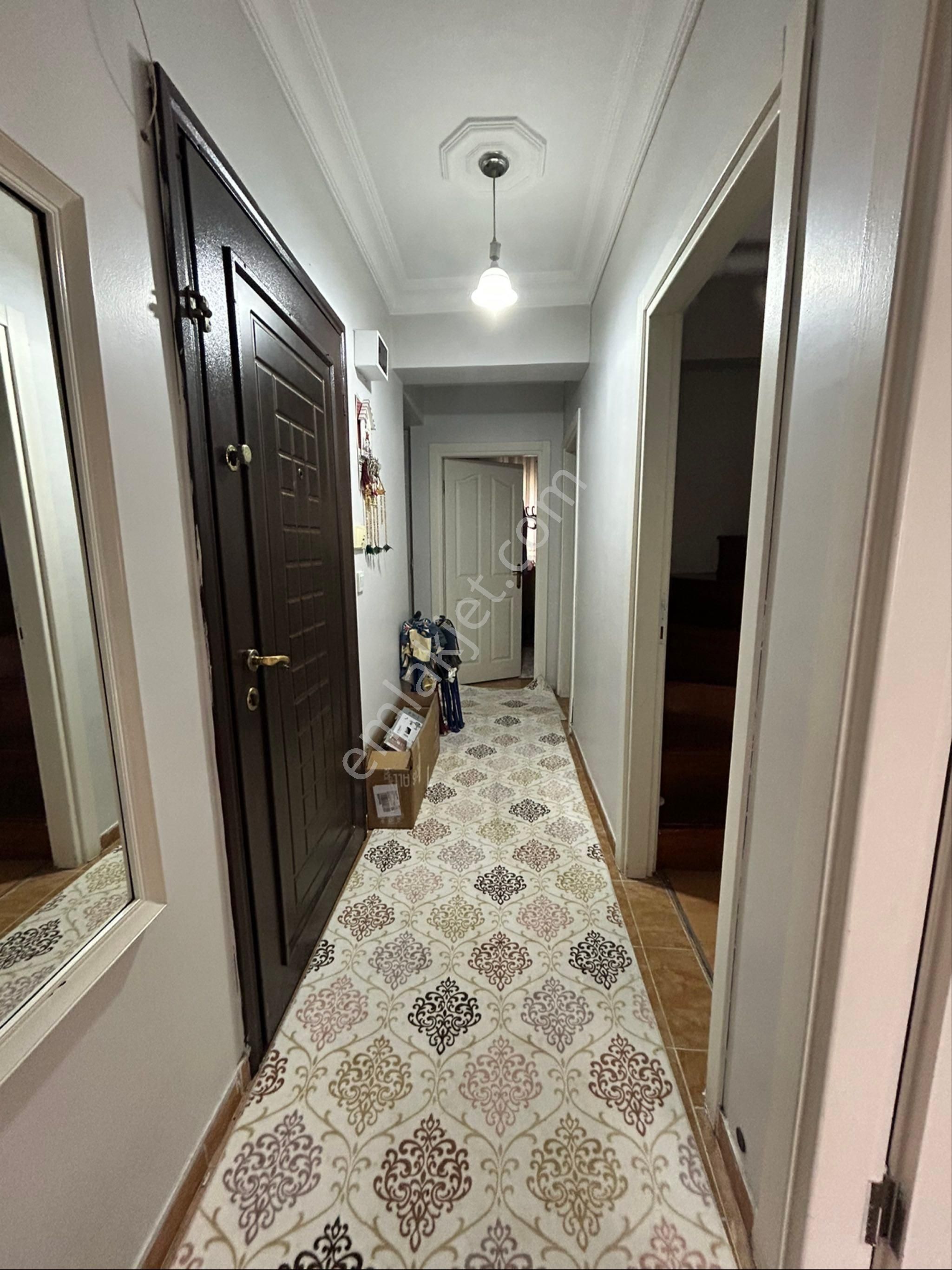 Bahçelievler’de Merkezi Konumda Geniş 4+2 Dubleks Daire - Görsel 8