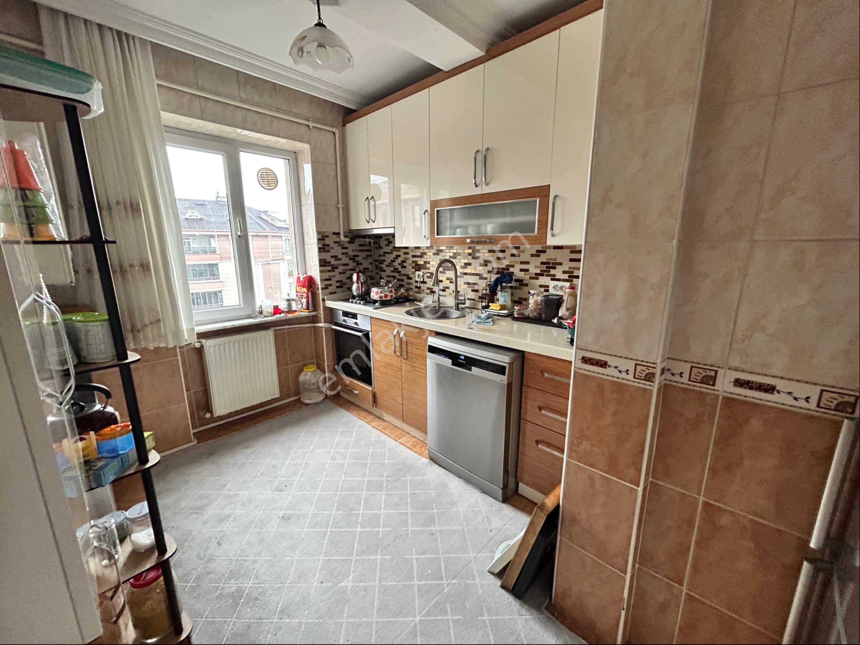 Bahçelievler’de Merkezi Konumda Geniş 4+2 Dubleks Daire - Görsel 14