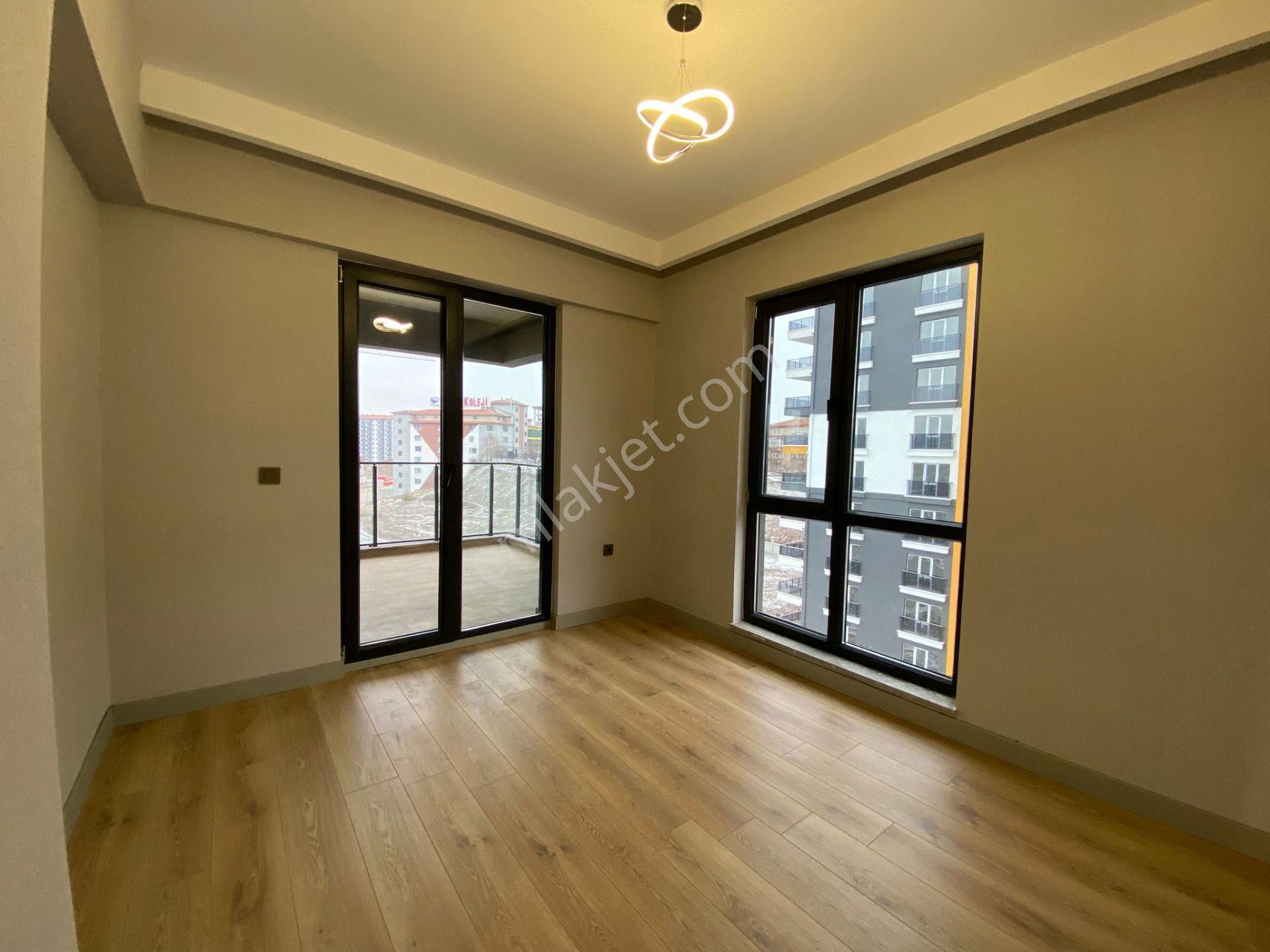 Nasip'ten 2+1 Yerden Isıtmalı Full Yapılı Geniş Balkonlu Daire - Görsel 10