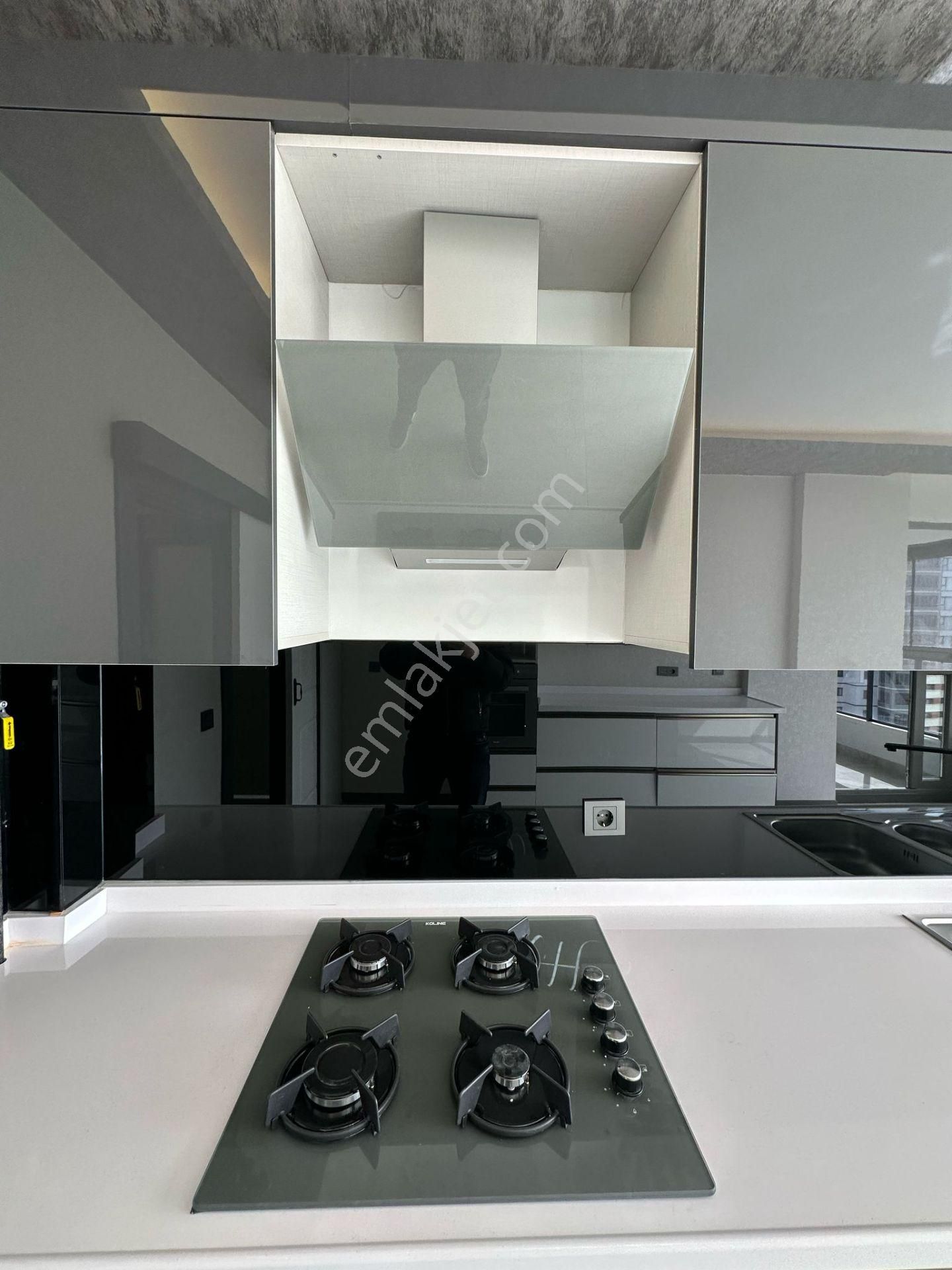 Pursaklar Mehmet Zengin Emlak'tan Kapalı Otoparklı Çift Banyolu 11.kat 4+1 Ultra Lüks Sitede - Görsel 5