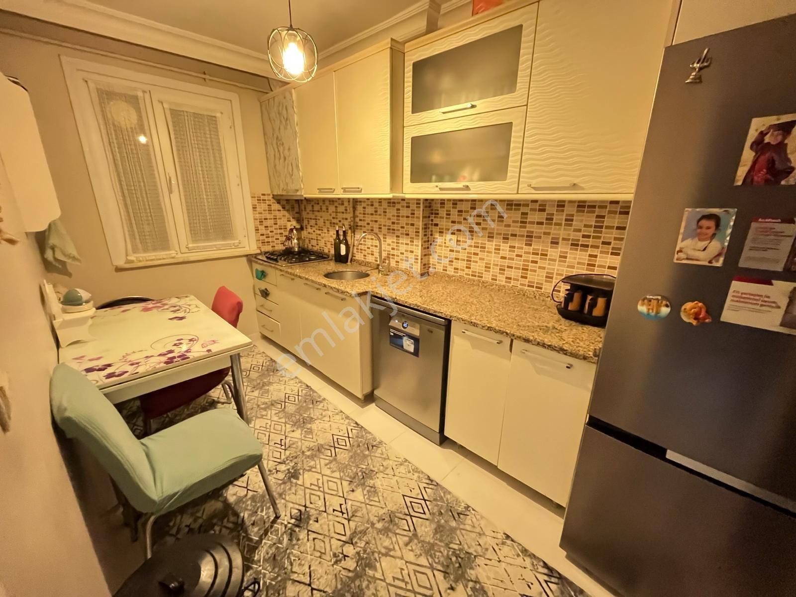 Ana Caddeye Paralel - Ulaşım Sorunsuz - Çift Wc- Önü Kapanmaz - 3+1 Satılık Daire - Görsel 8