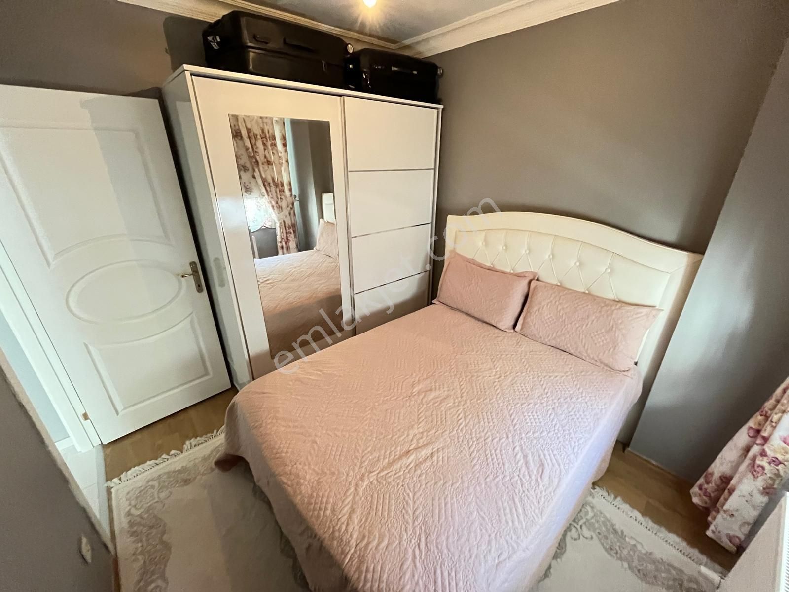 Ana Caddeye Paralel - Ulaşım Sorunsuz - Çift Wc- Önü Kapanmaz - 3+1 Satılık Daire - Görsel 18