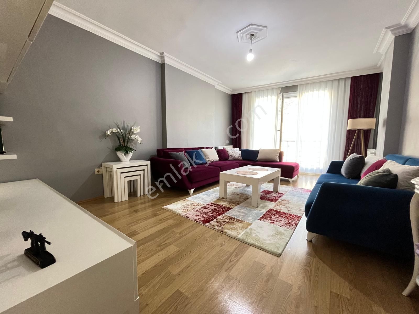 Ana Caddeye Paralel - Ulaşım Sorunsuz - Çift Wc- Önü Kapanmaz - 3+1 Satılık Daire