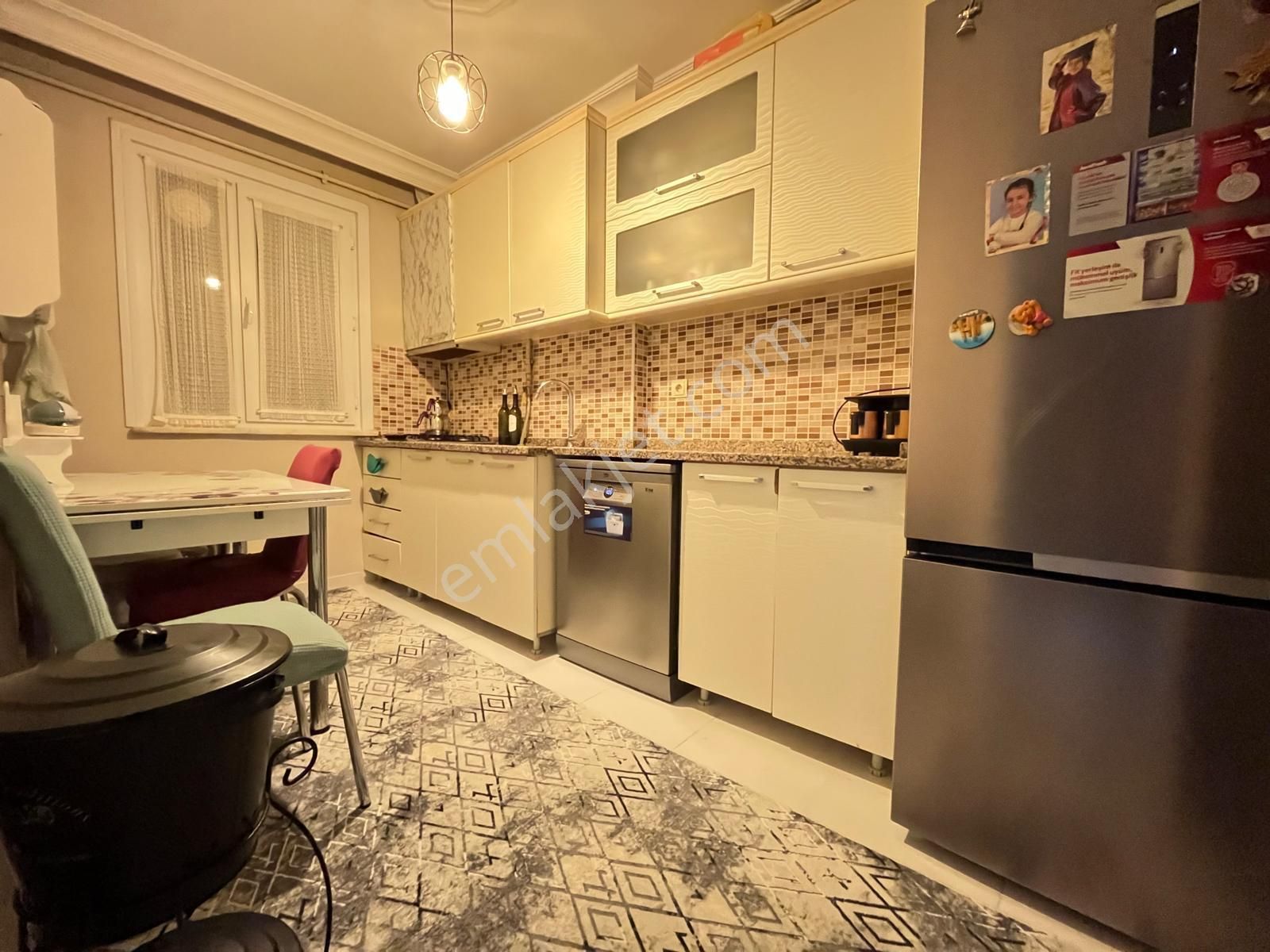 Ana Caddeye Paralel - Ulaşım Sorunsuz - Çift Wc- Önü Kapanmaz - 3+1 Satılık Daire - Görsel 9