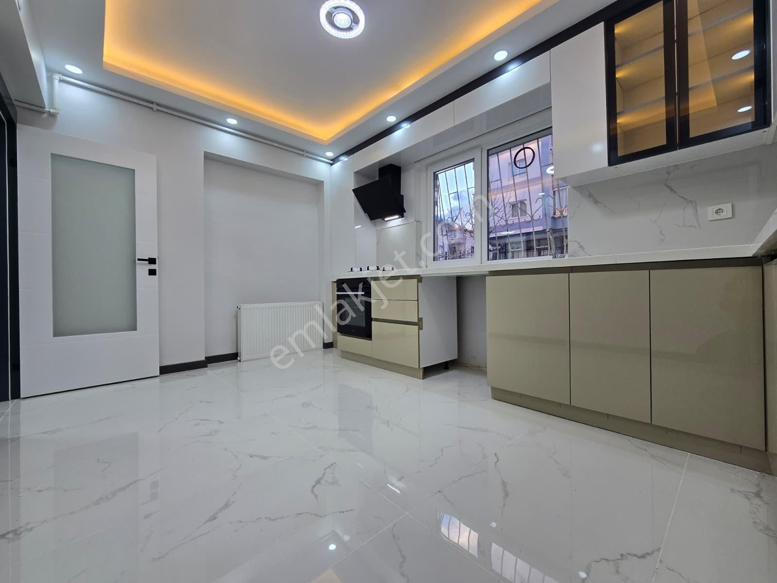 Piyade Mah Satılık 3+1 Full Yapılı Isı Yalıtımlı Ön Cephe - Görsel 3