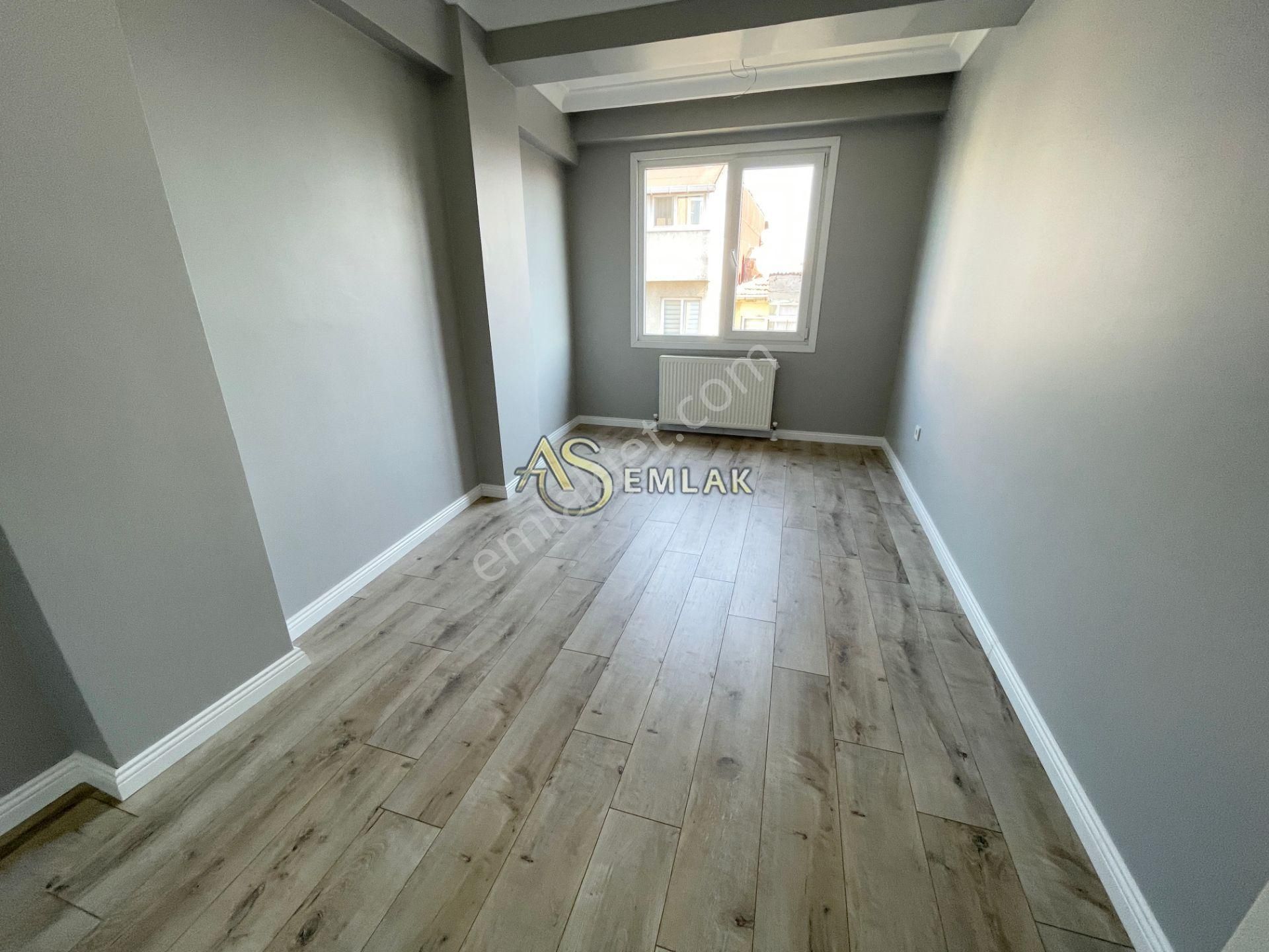 As Emlaktan 3+2 Sıfır İcadiyede Caddeye Yakın Teraslı Lüx Dublex - Görsel 9