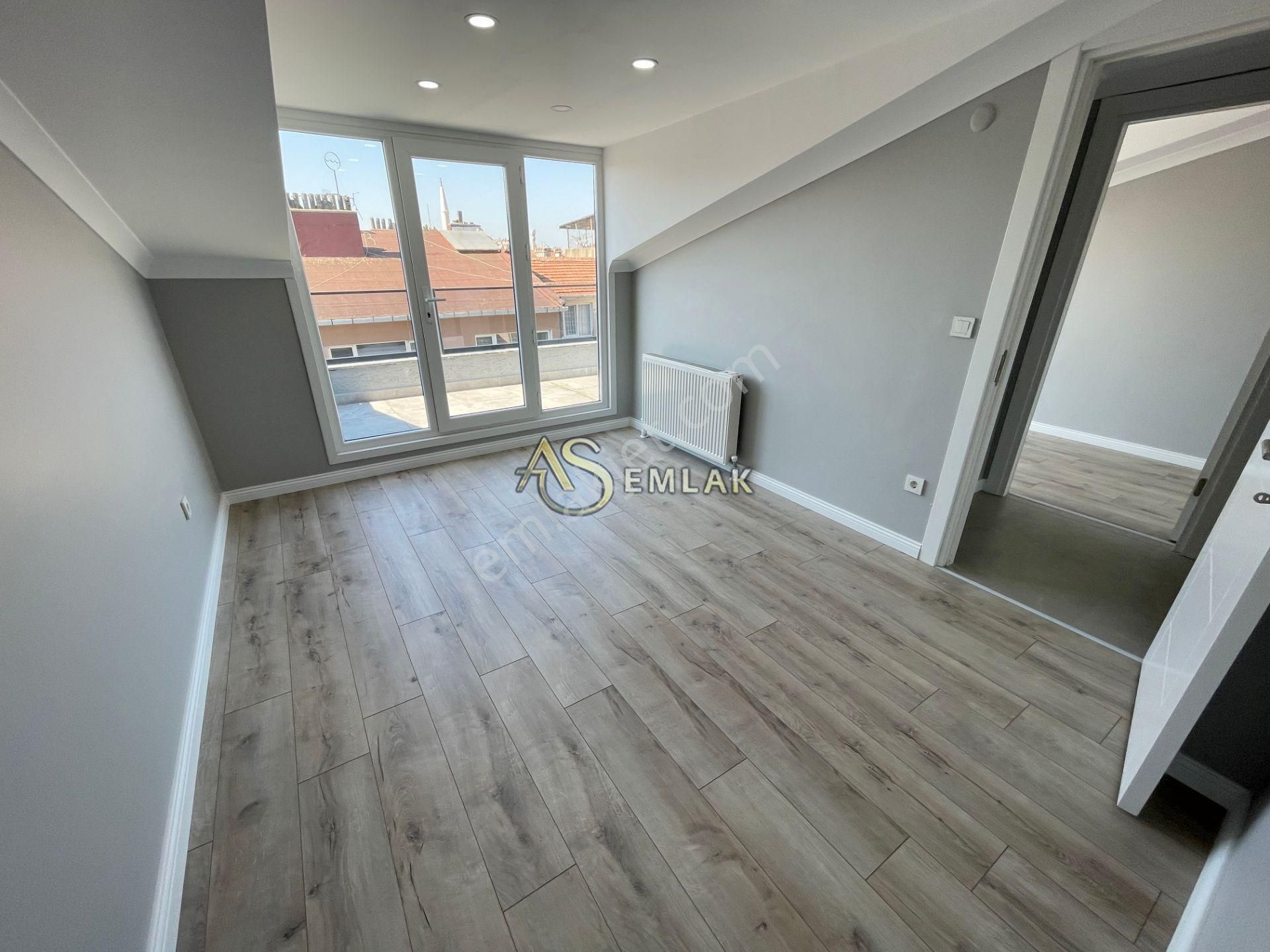 As Emlaktan 3+2 Sıfır İcadiyede Caddeye Yakın Teraslı Lüx Dublex - Görsel 21