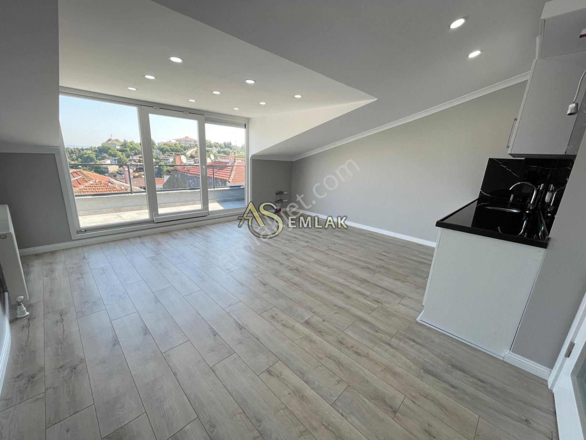 As Emlaktan 3+2 Sıfır İcadiyede Caddeye Yakın Teraslı Lüx Dublex - Görsel 15