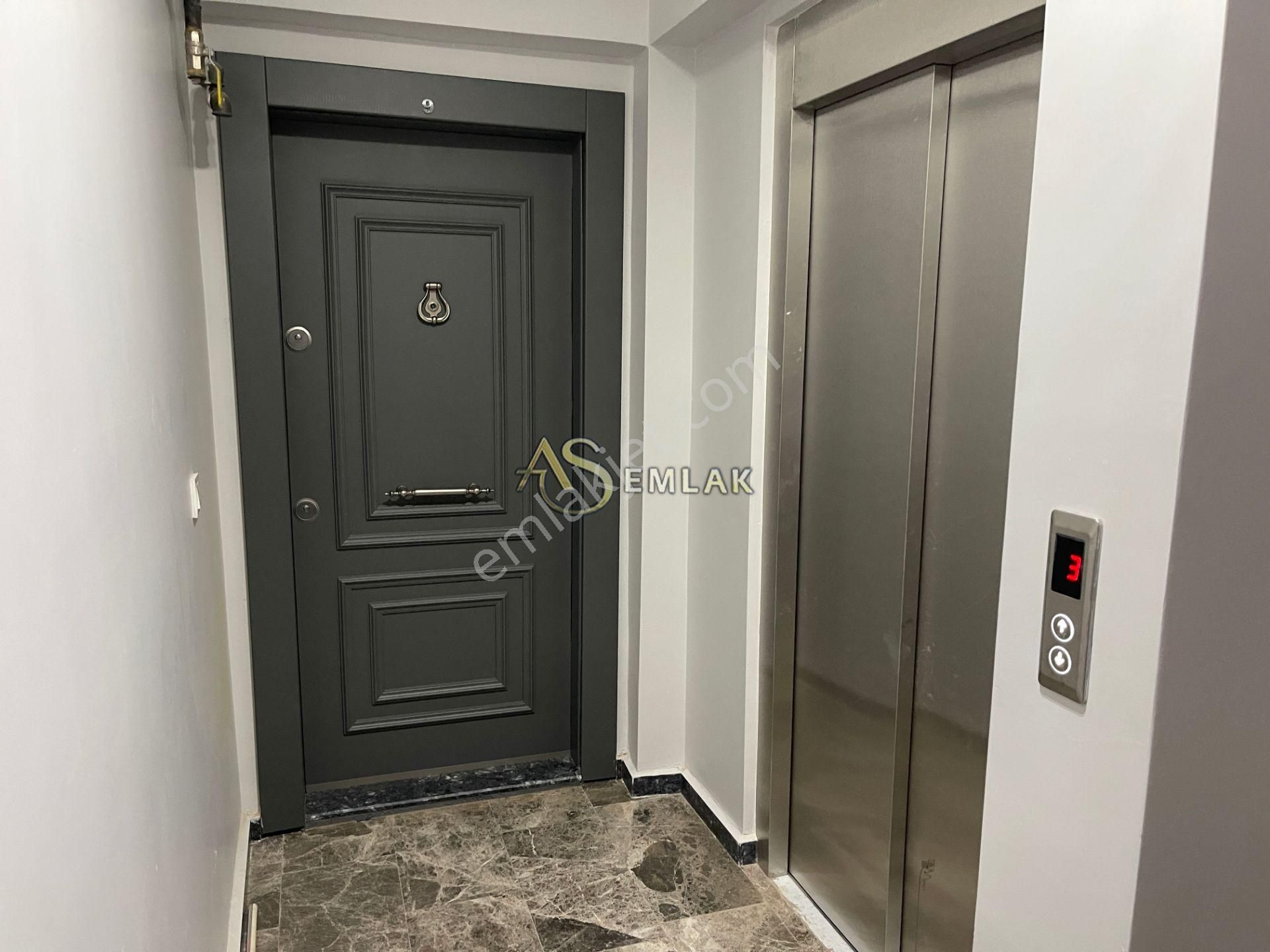 As Emlaktan 3+2 Sıfır İcadiyede Caddeye Yakın Teraslı Lüx Dublex - Görsel 32