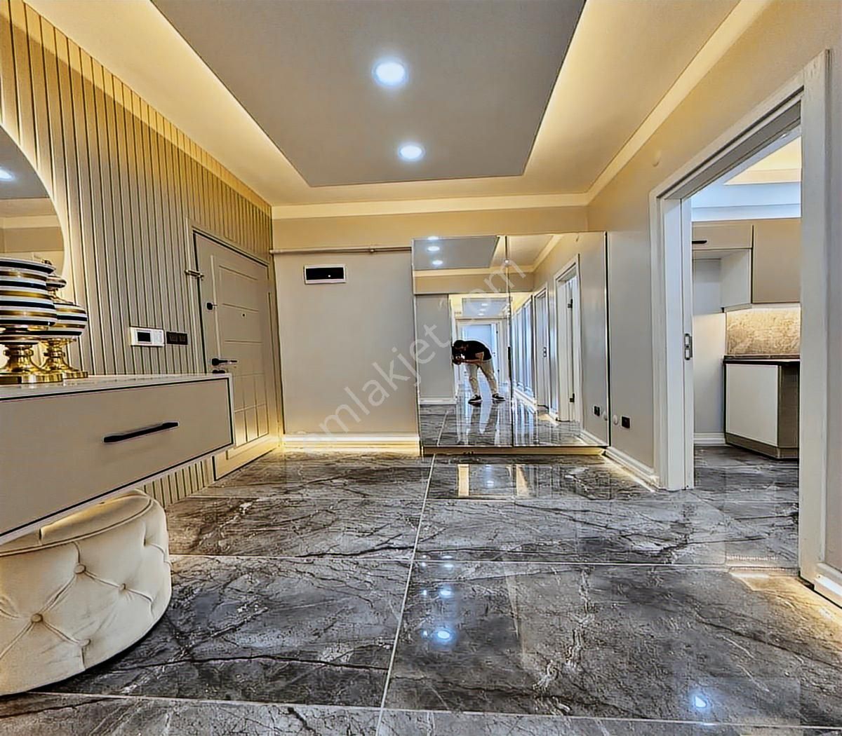 Güzelcıtyden Özel Tasarımlı Muhteşem 3+1 Site İçi Daire ! - Görsel 8