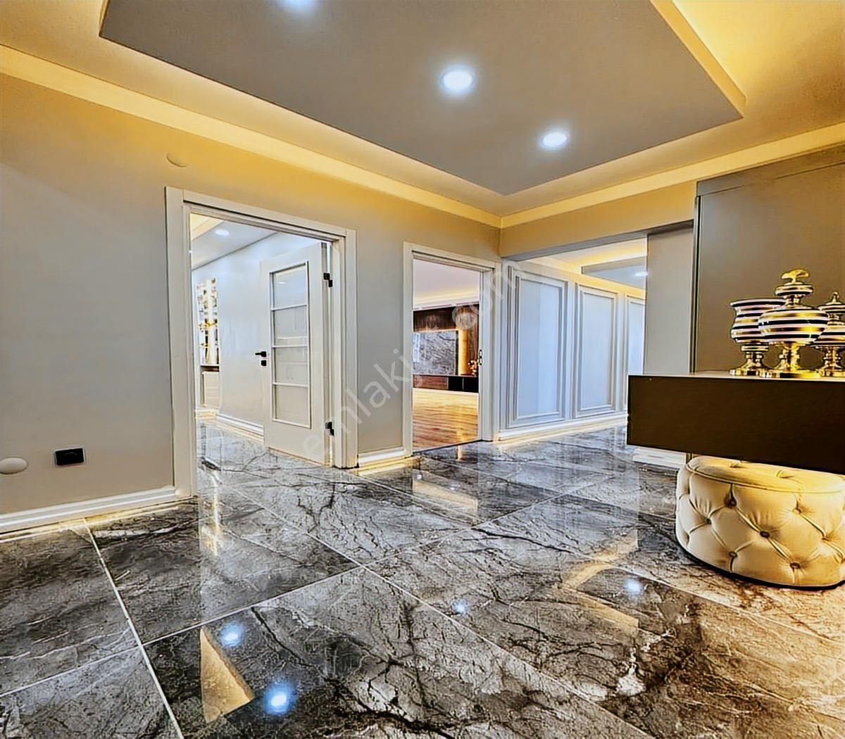 Güzelcıtyden Özel Tasarımlı Muhteşem 3+1 Site İçi Daire !