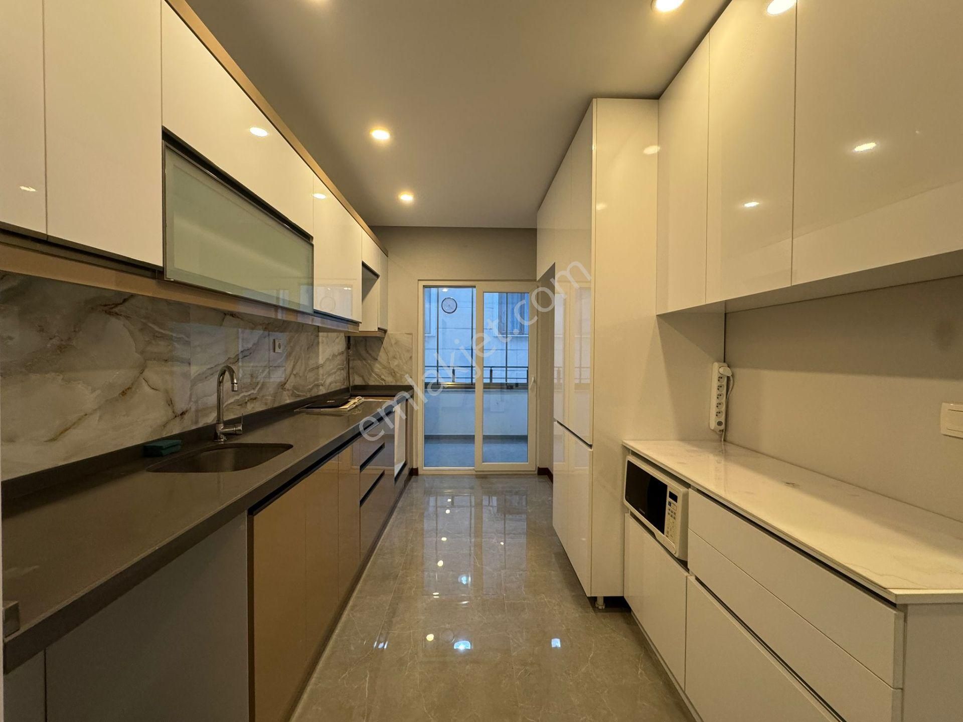 Beylikdüzü Yakuplu Da Kiralık 3+1 Arakat Metrobüse Yürüme 7 Dk - Görsel 13