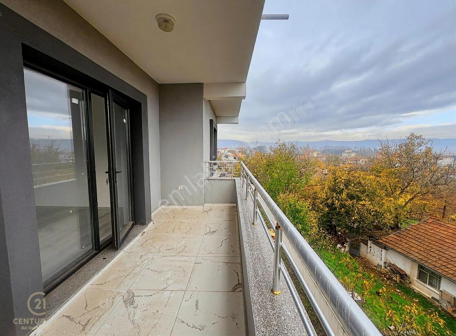 C21 Bal 'dan Gökçeyazı Köseağalar'da Satılık Bahçeli Lüks Villa - Görsel 13