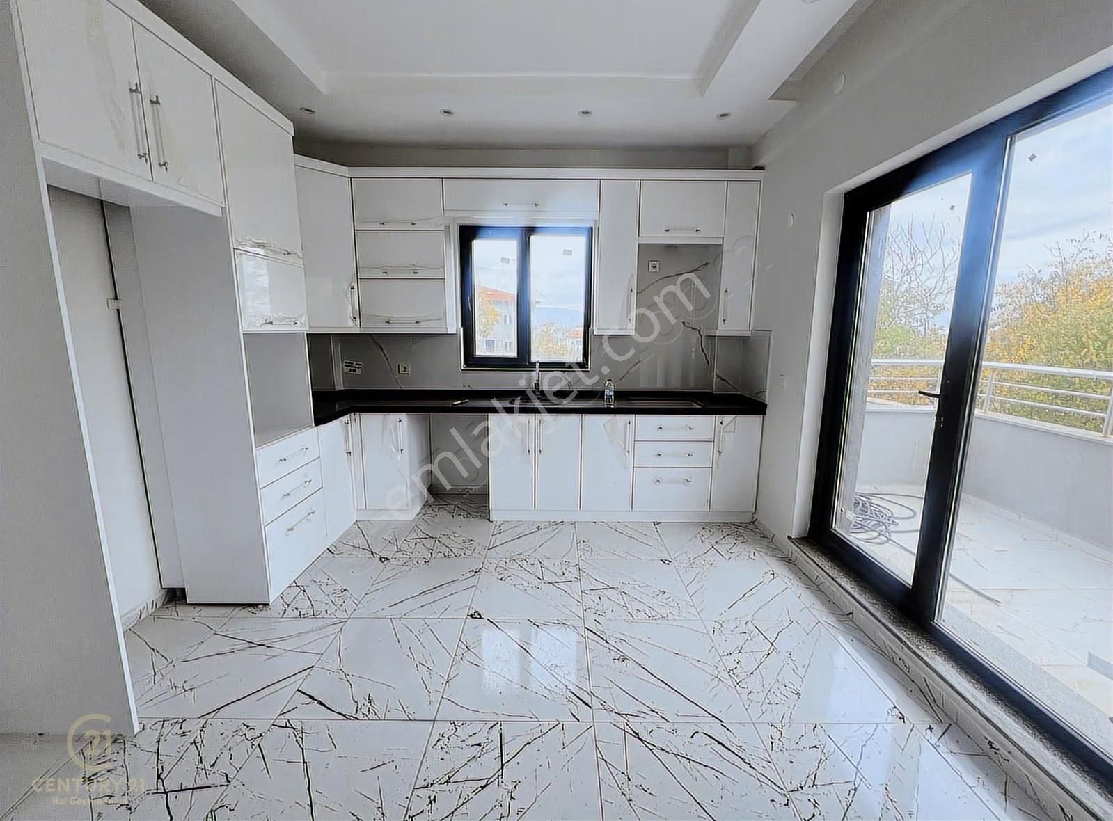 C21 Bal 'dan Gökçeyazı Köseağalar'da Satılık Bahçeli Lüks Villa - Görsel 20