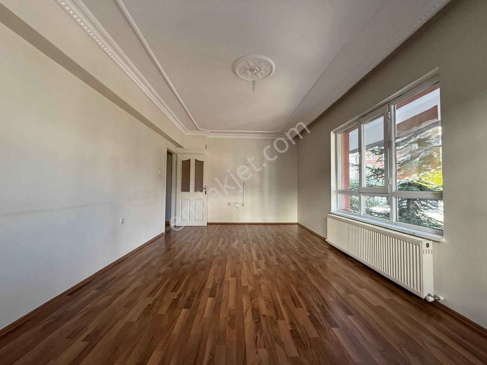 Nasip'ten Ayyıldız Merkeze Yakın Masrafsız Yüksek Giriş 3+1 - Görsel 7