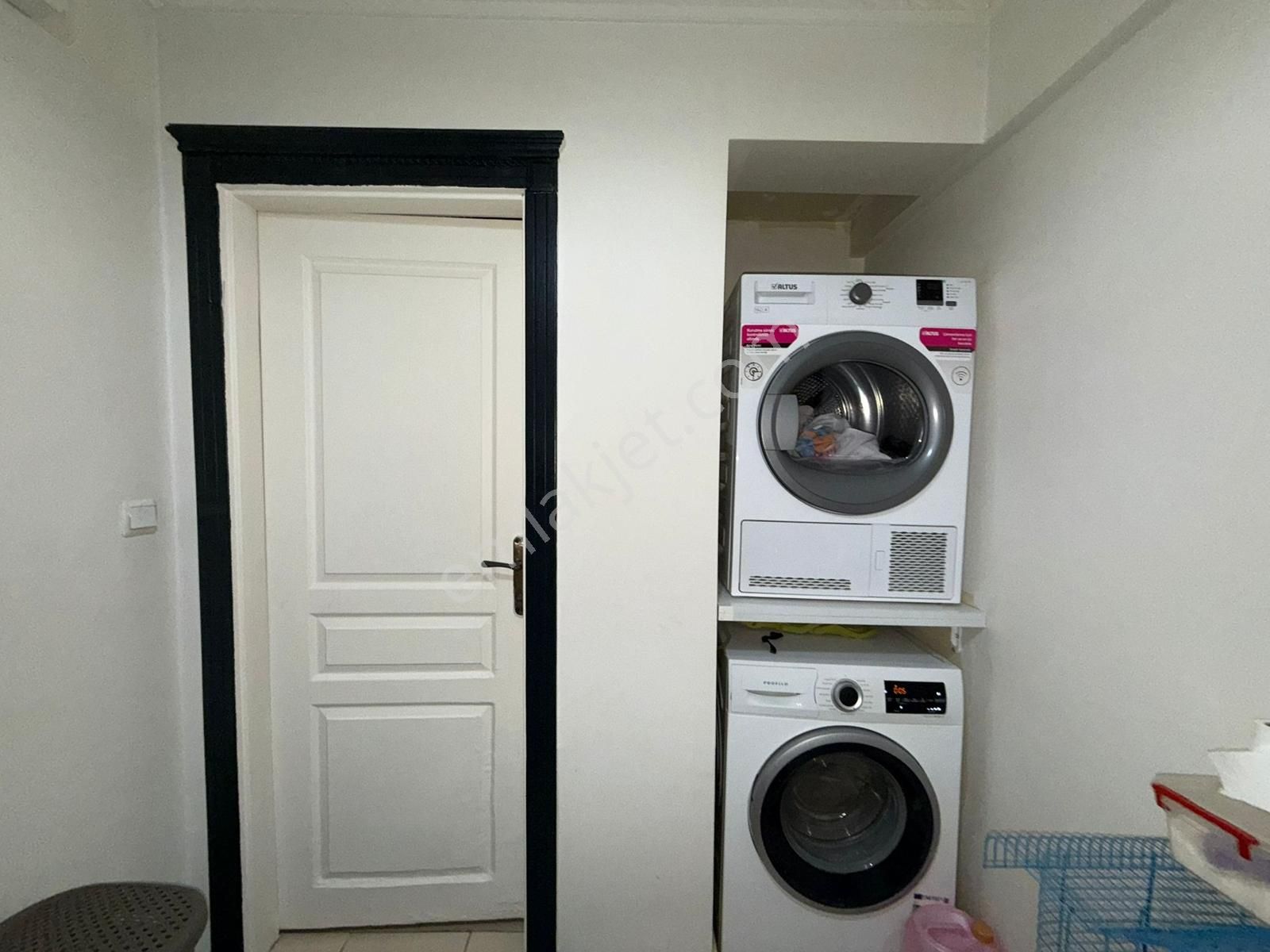 Bahçelerüstü Mah 2+1 Kot 1 Balkonlu 110 M2 İçi Yapılı - Görsel 6